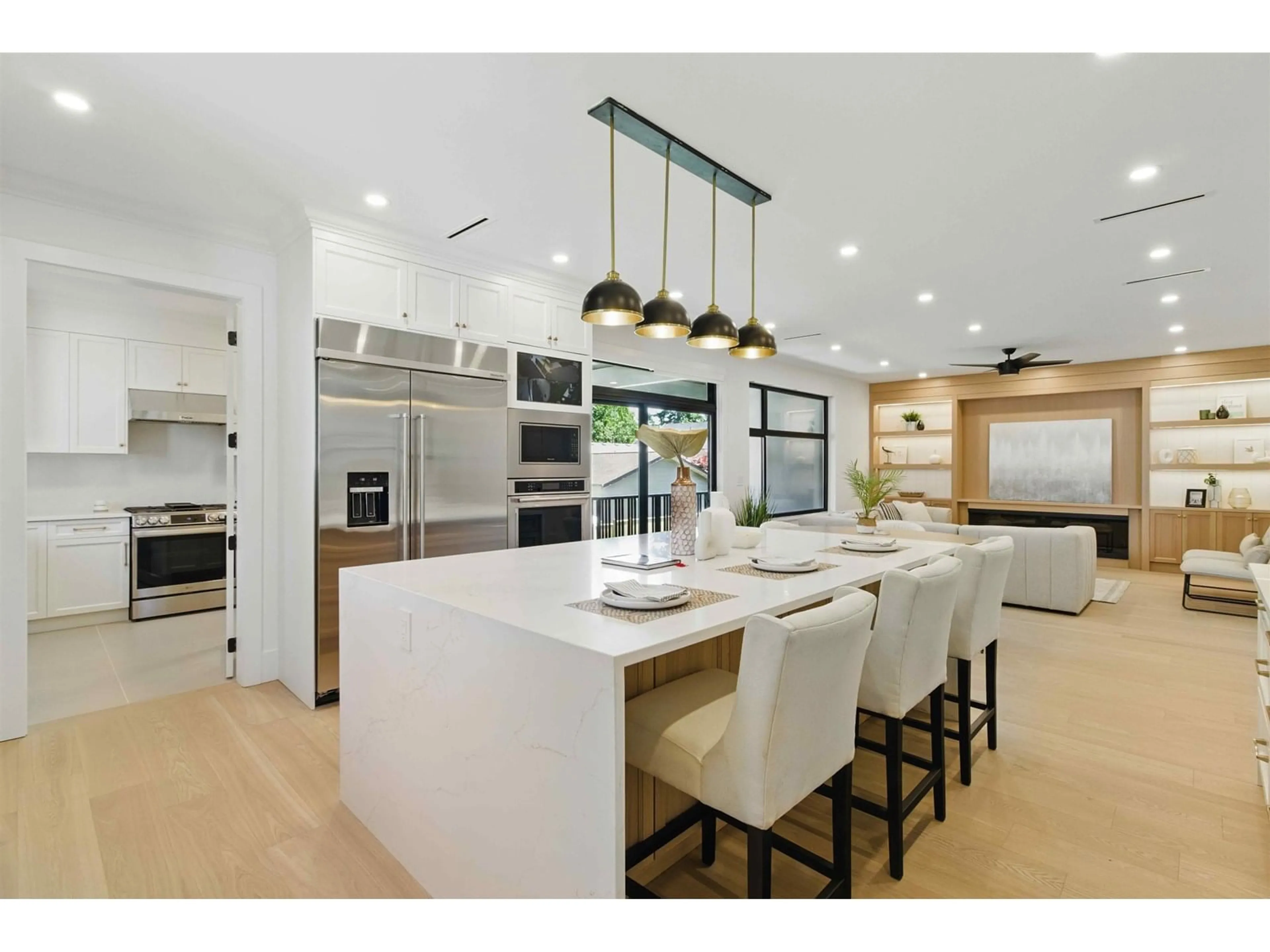Open concept kitchen, unknown for 6082 172, Surrey British Columbia V3S3Z7