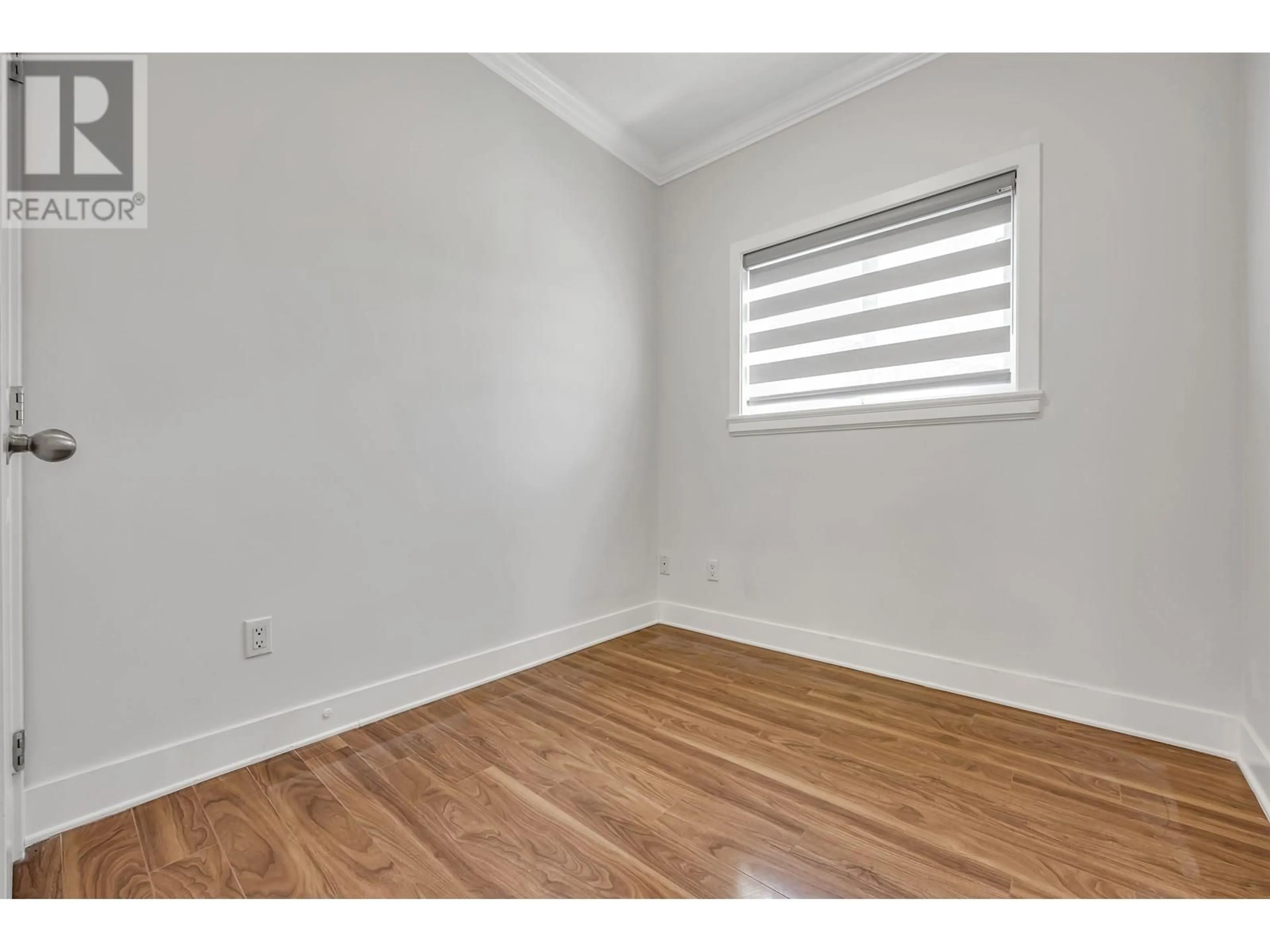 A pic of a room for 5688 SHERBROOKE STREET, Vancouver British Columbia V5W1R3