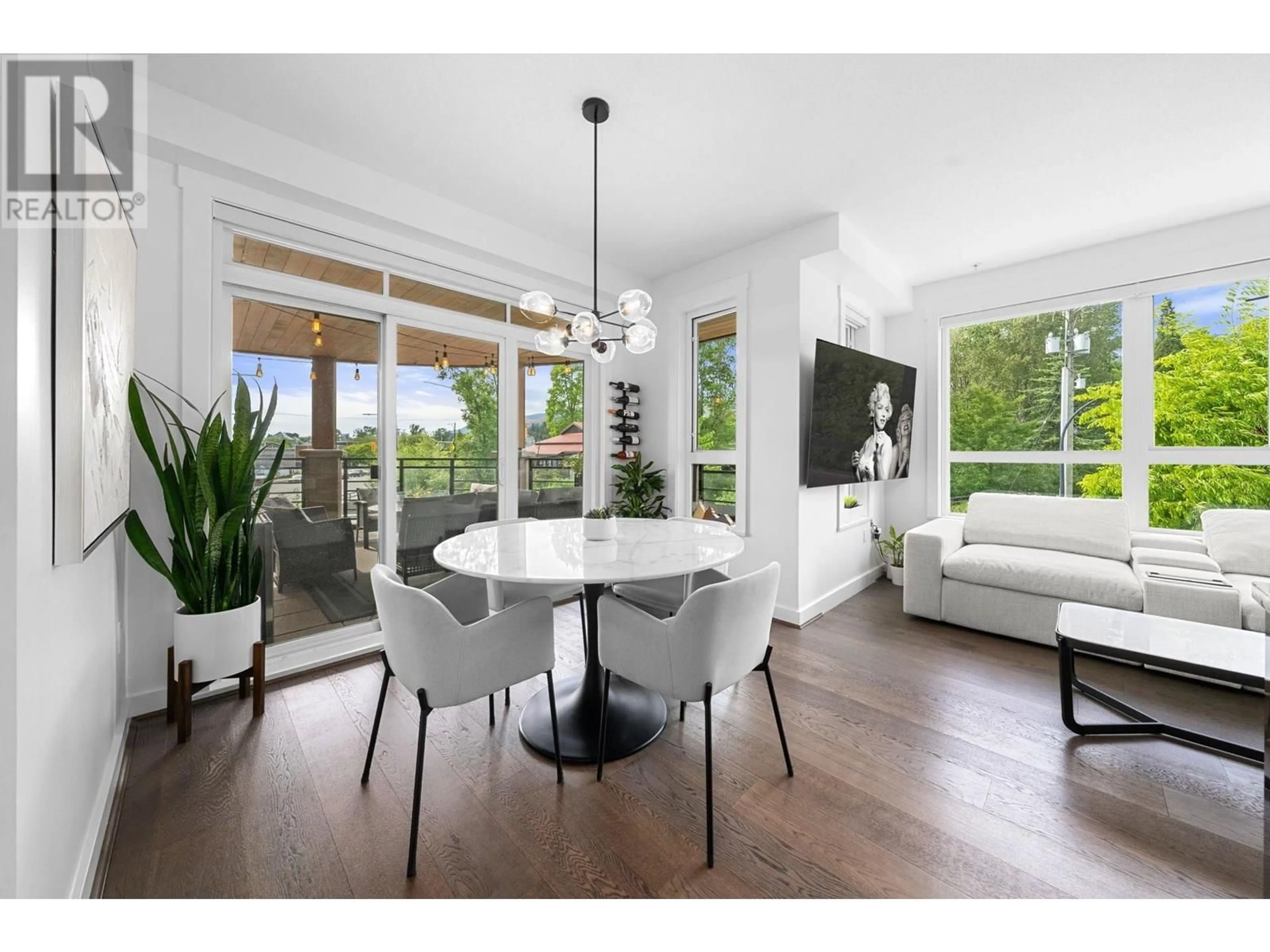 Unknown for 218 - 733 14TH STREET, North Vancouver British Columbia V7M0C6