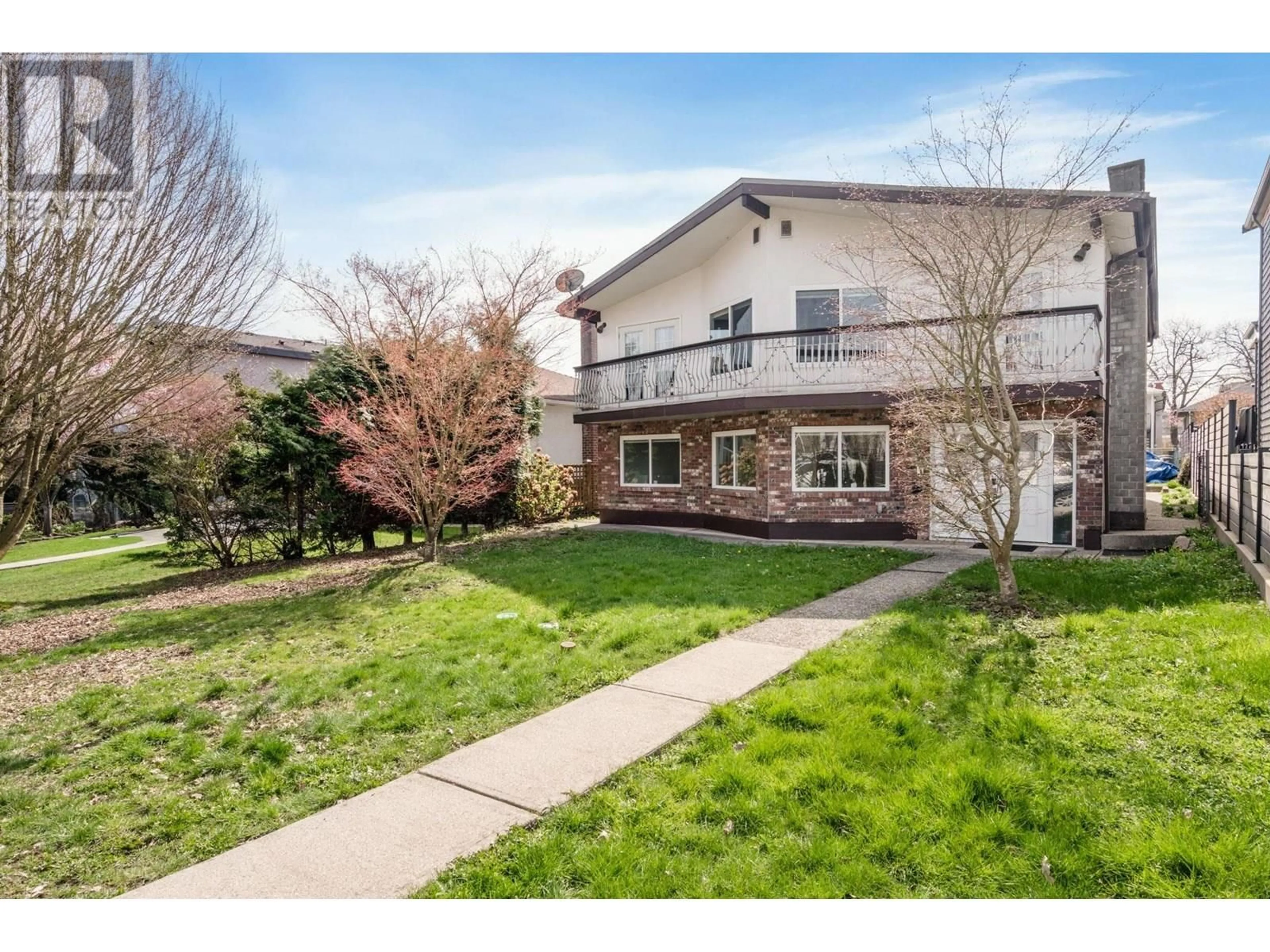 Unknown for 4346 DUNDAS STREET, Burnaby British Columbia V5C1B3