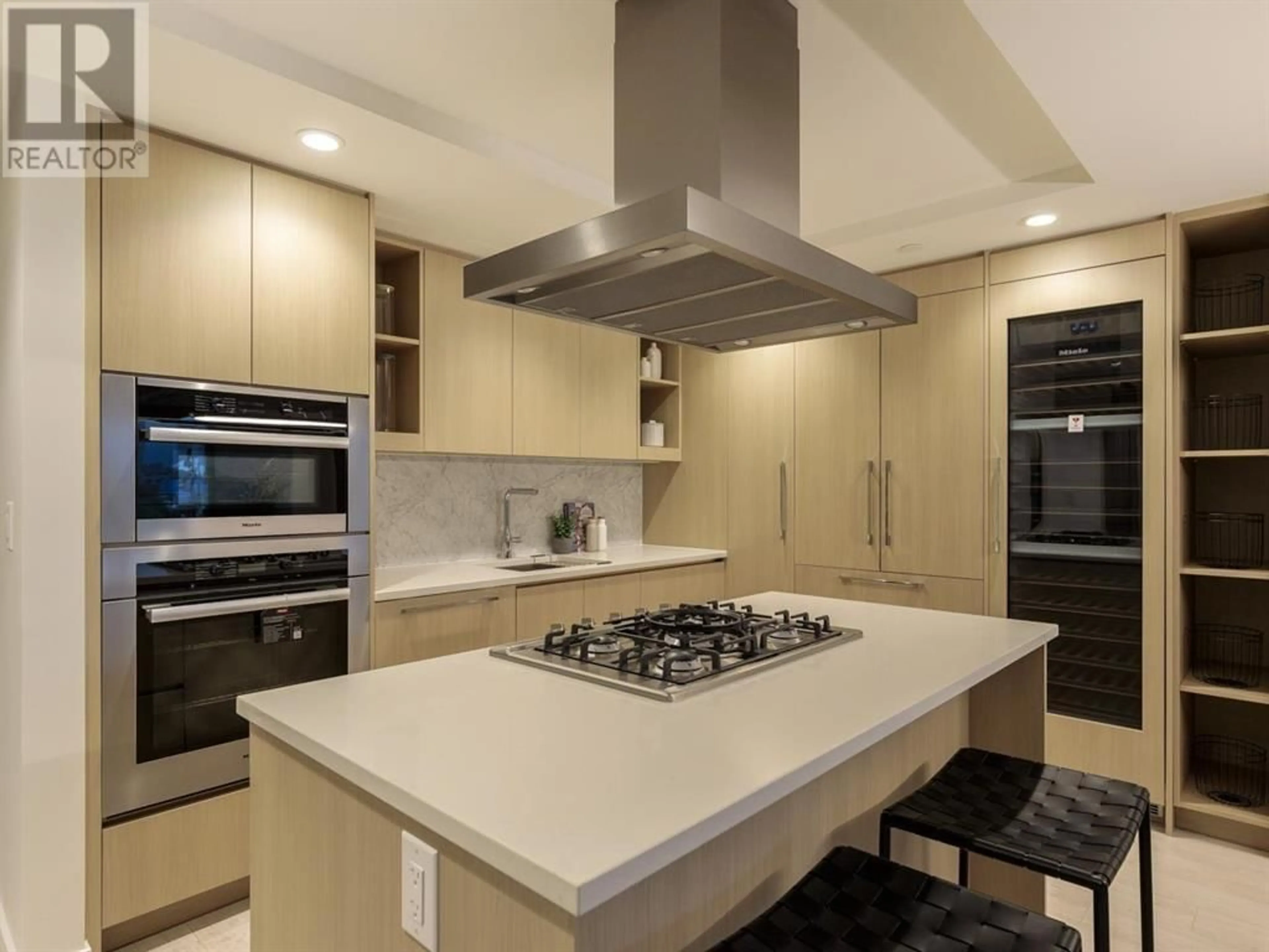 Contemporary kitchen, ceramic/tile floor for 911 - 1768 COOK STREET, Vancouver British Columbia V5Y0N3