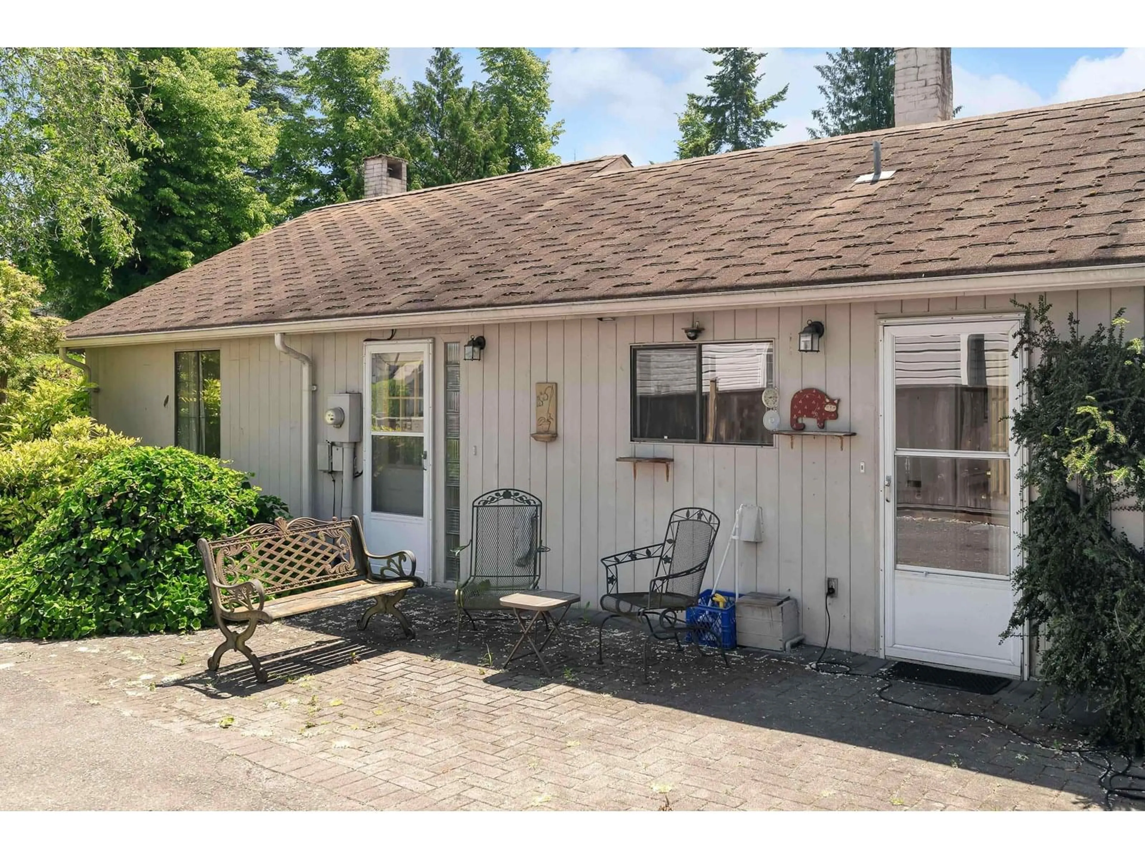 Unknown for 6069 188, Surrey British Columbia V3S7V9