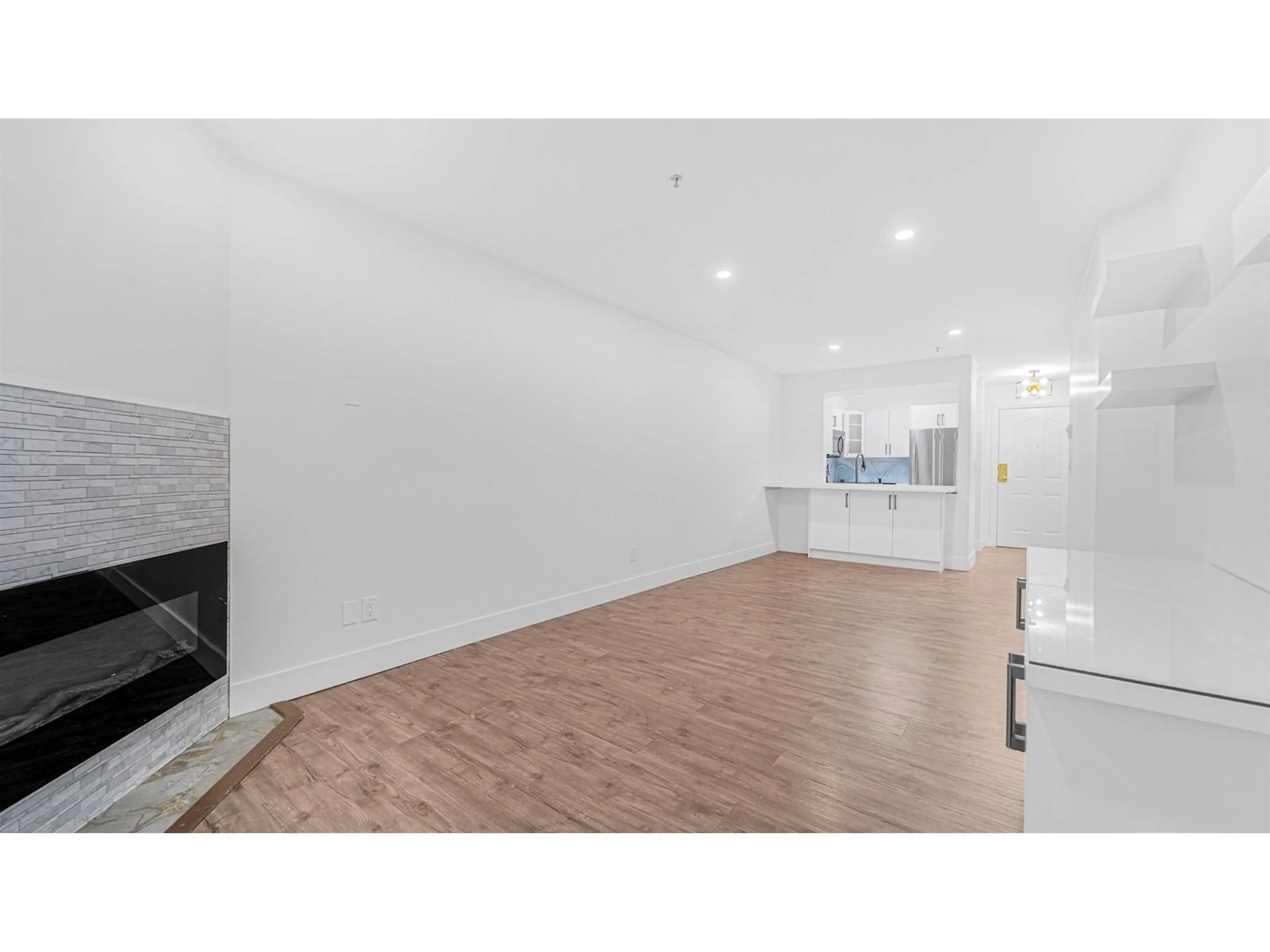 A pic of a room for 108 - 8110 120A, Surrey British Columbia V3W3P3