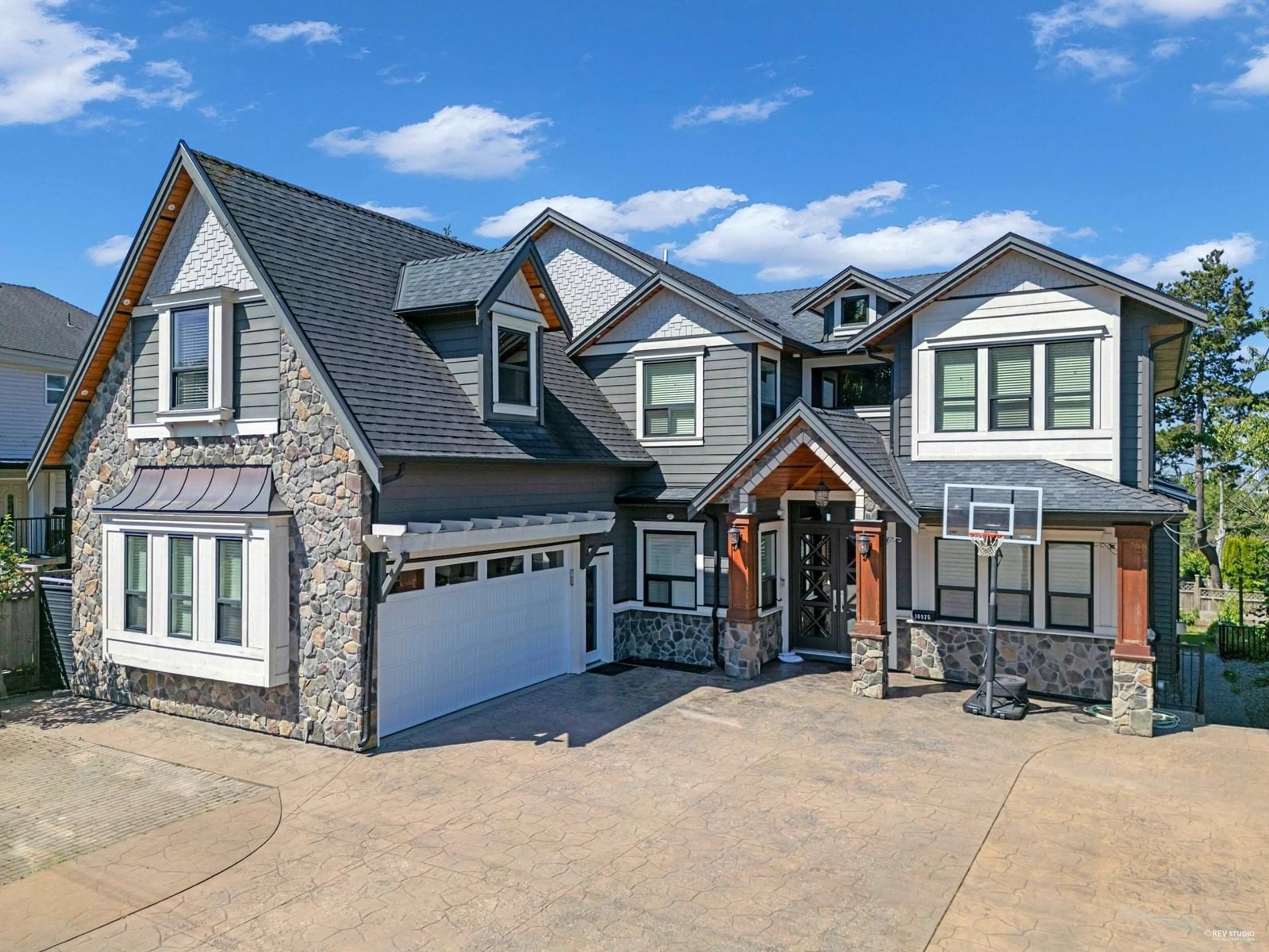 Home with brick exterior material, unknown for 10975 130, Surrey British Columbia V3T3M2