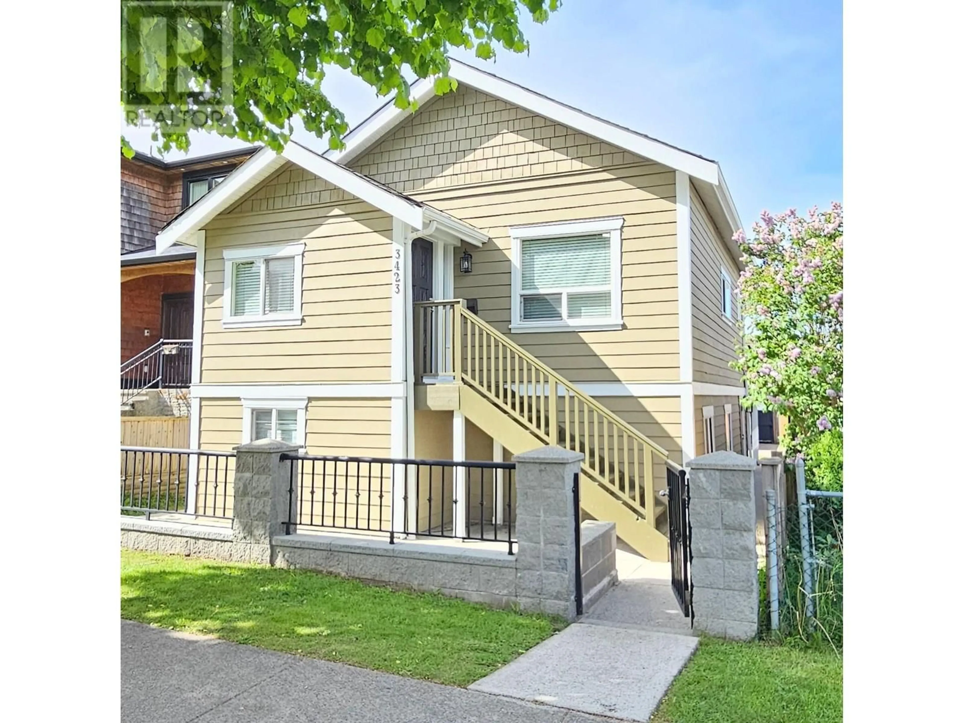 Unknown for 3423 27TH AVENUE, Vancouver British Columbia V5R1P8