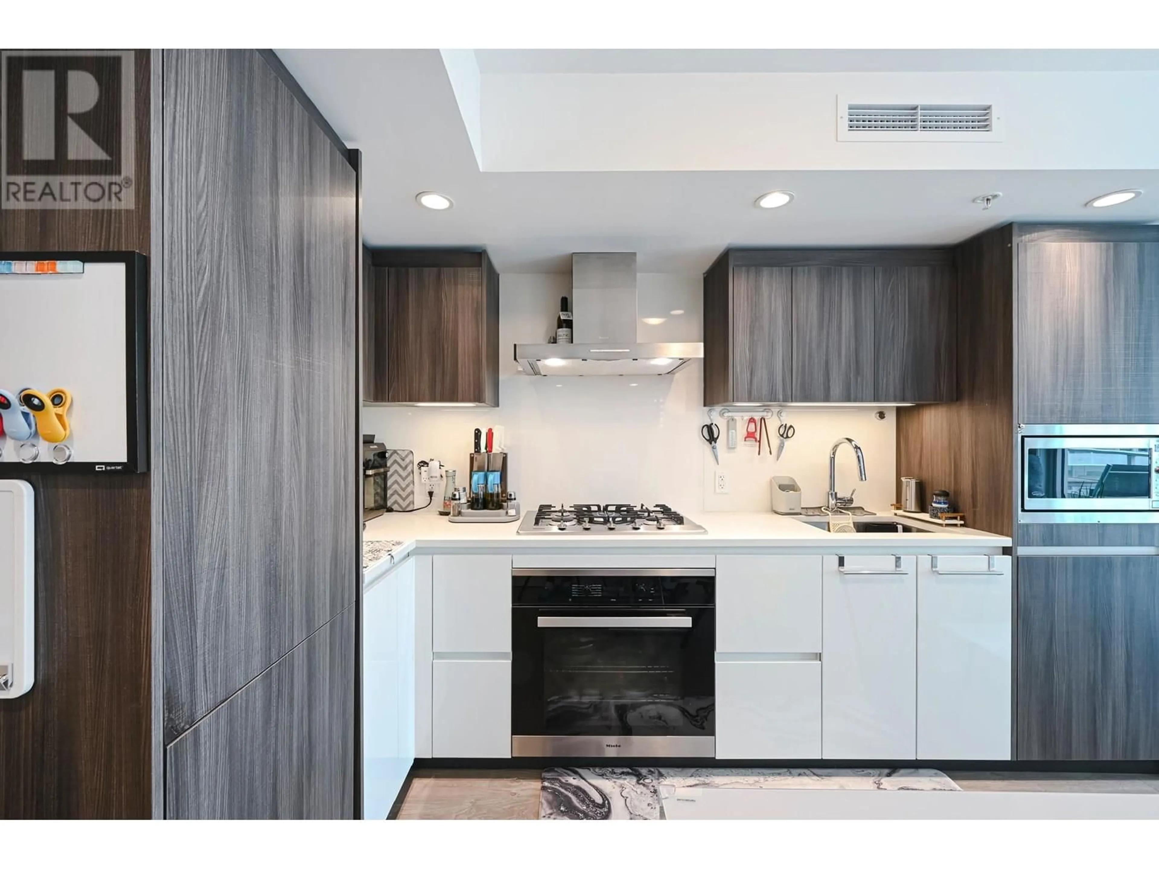 Unknown for 742 - 8133 COOK ROAD, Richmond British Columbia V6Y0L7