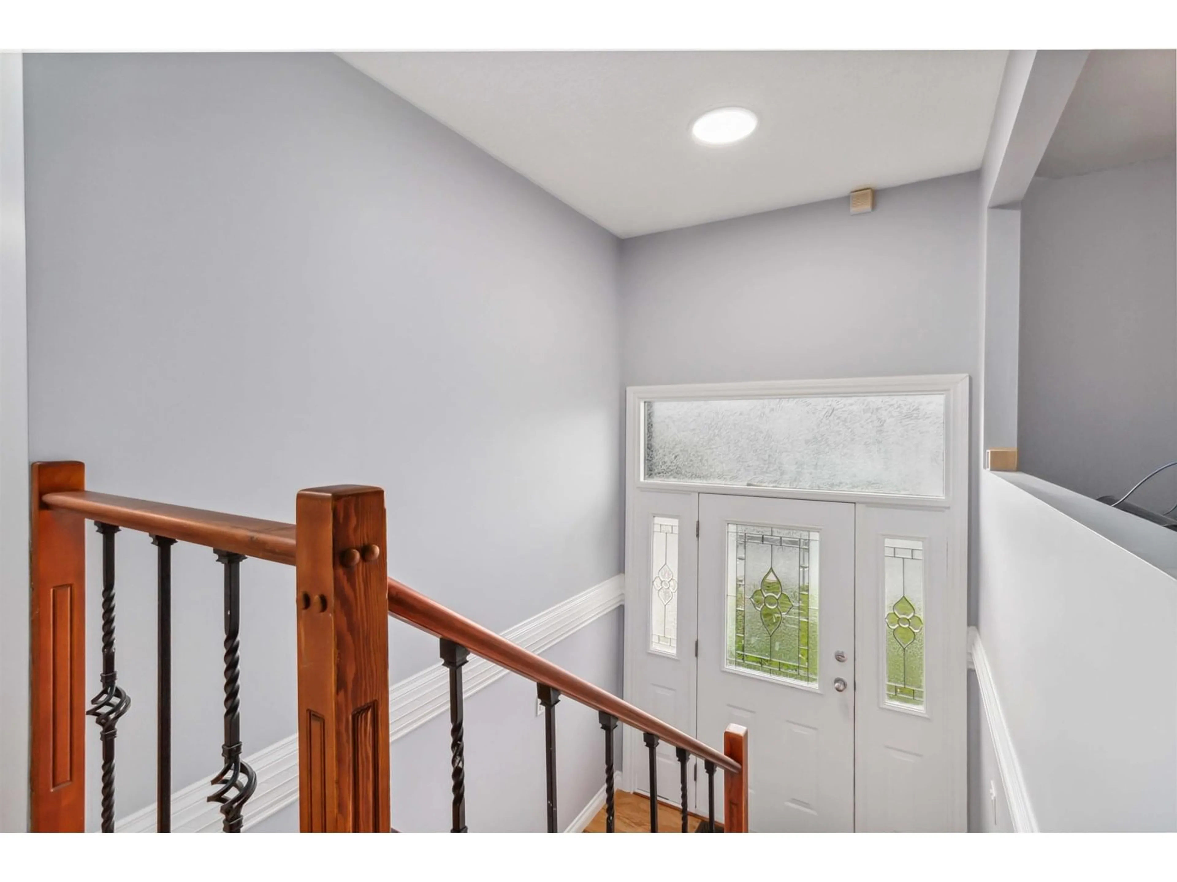 Indoor entryway for 8702 BROADWAY STREET, Chilliwack British Columbia V2P5V6