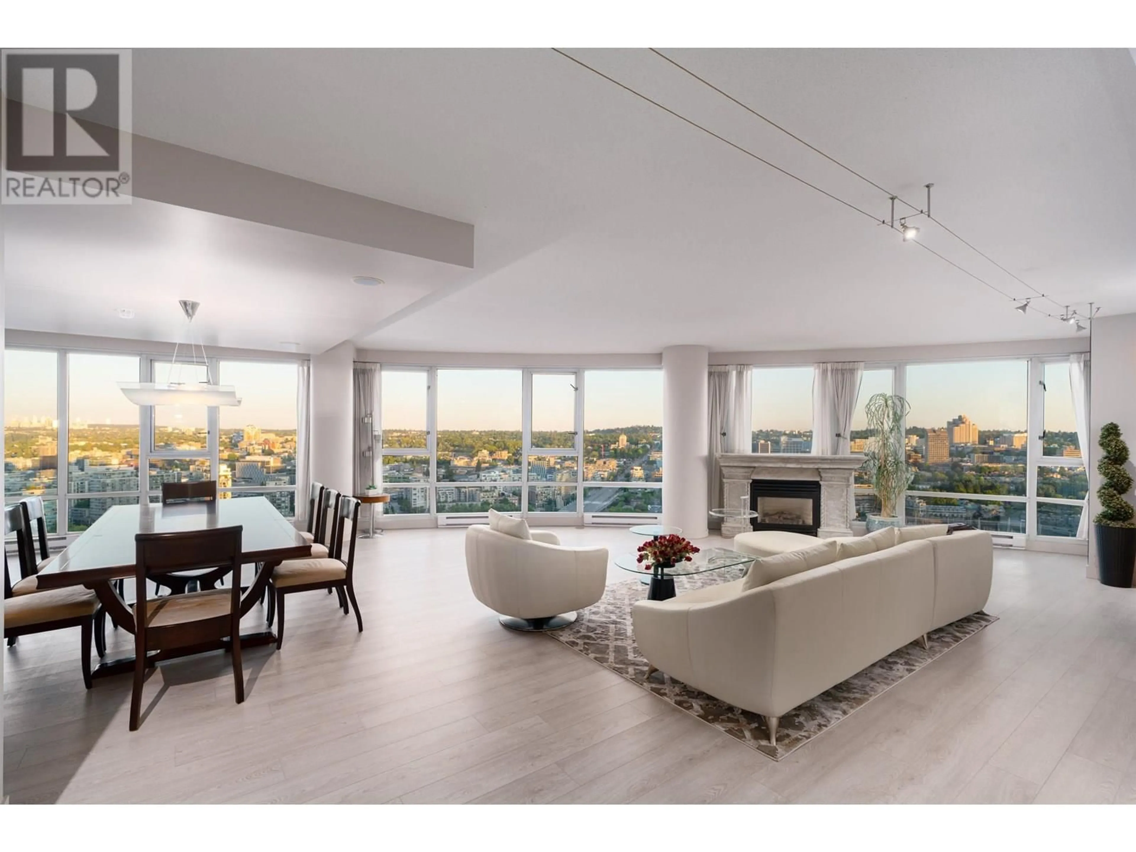 Living room with furniture, unknown for 3903 - 1033 MARINASIDE CRESCENT, Vancouver British Columbia V6Z3A3