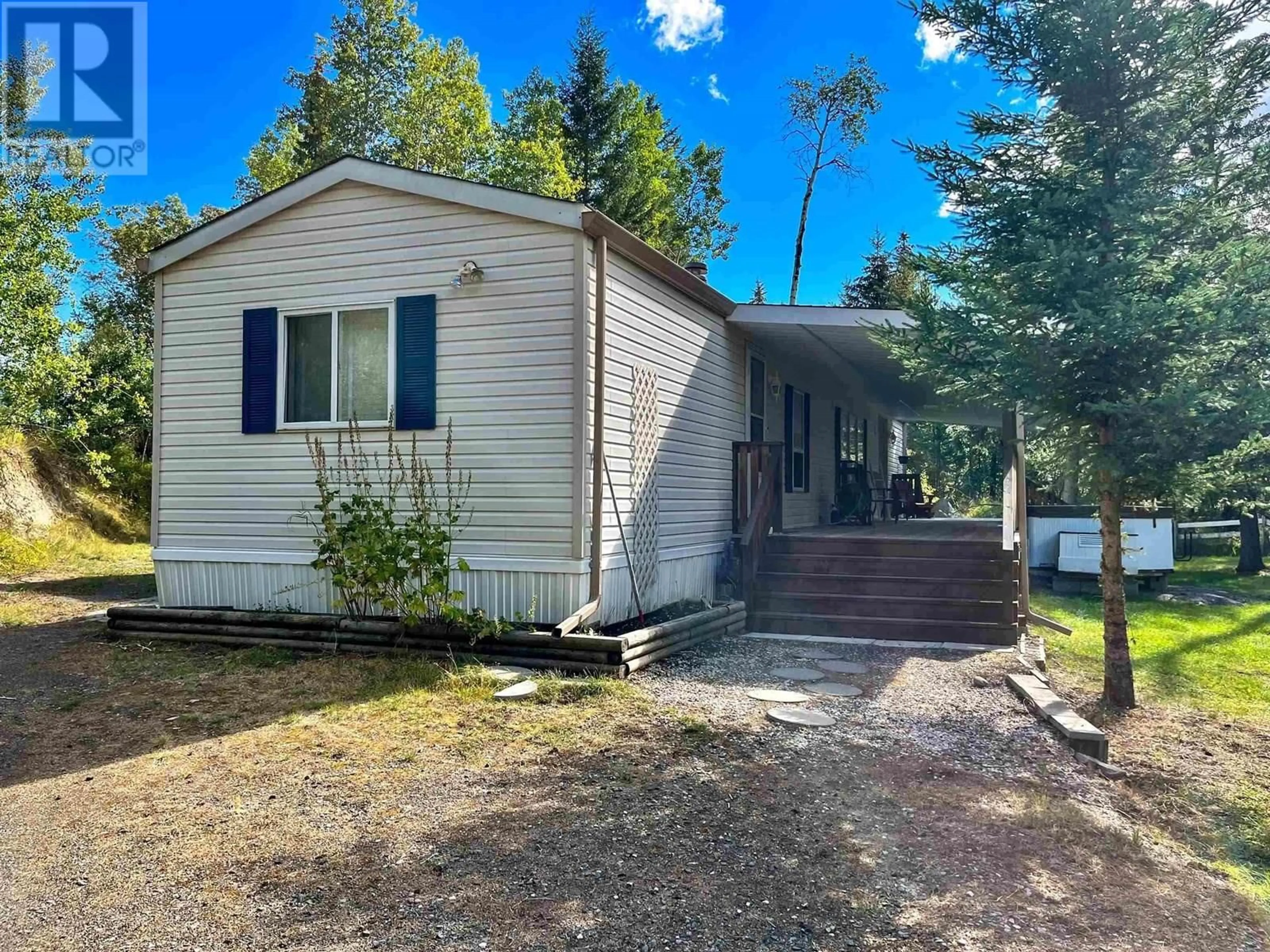Home with vinyl exterior material, street for 6485 MERCER ROAD, 100 Mile House British Columbia V0K2E3