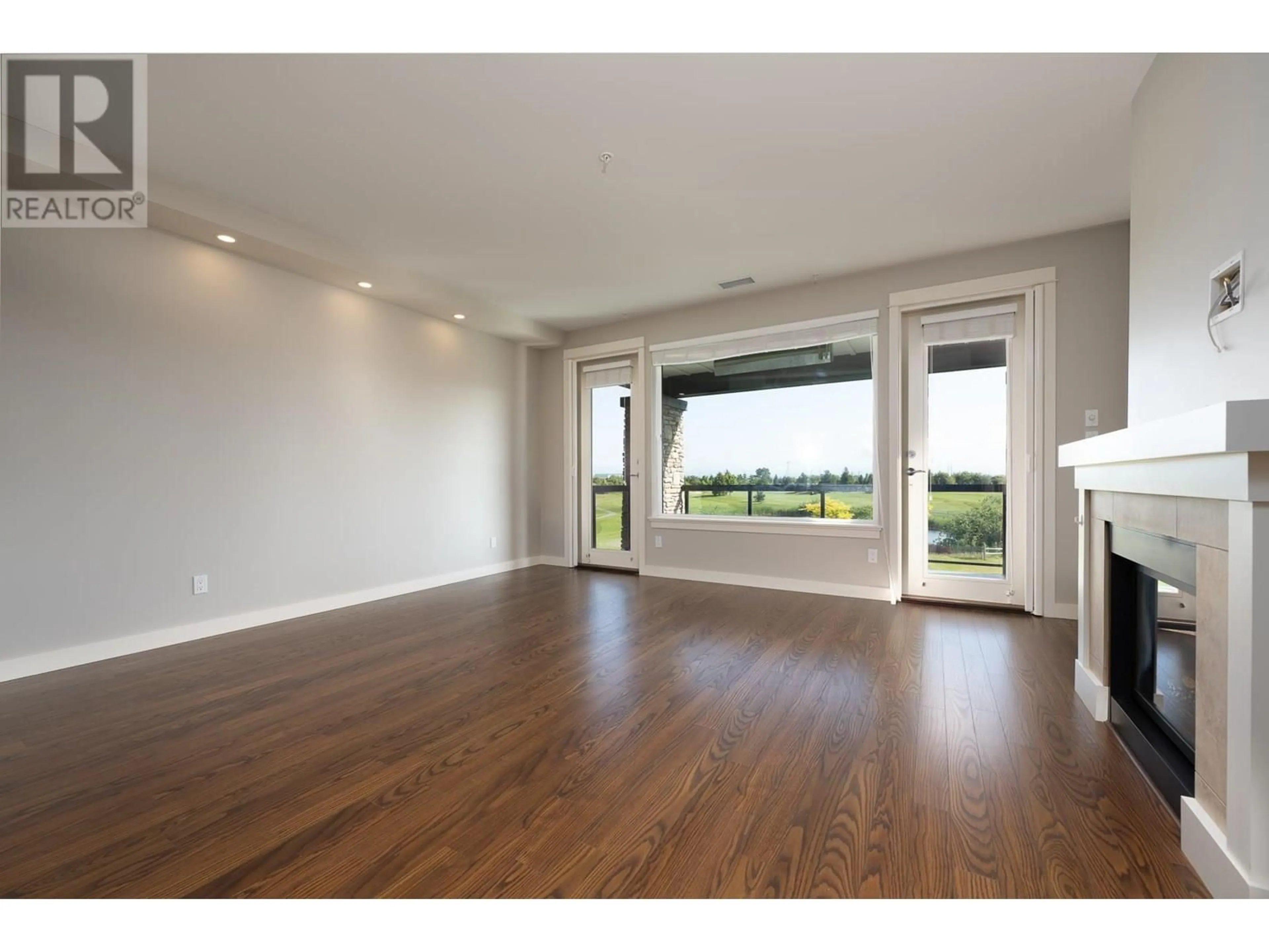 A pic of a room for 210 - 5099 SPRINGS BOULEVARD, Delta British Columbia V4M0A2