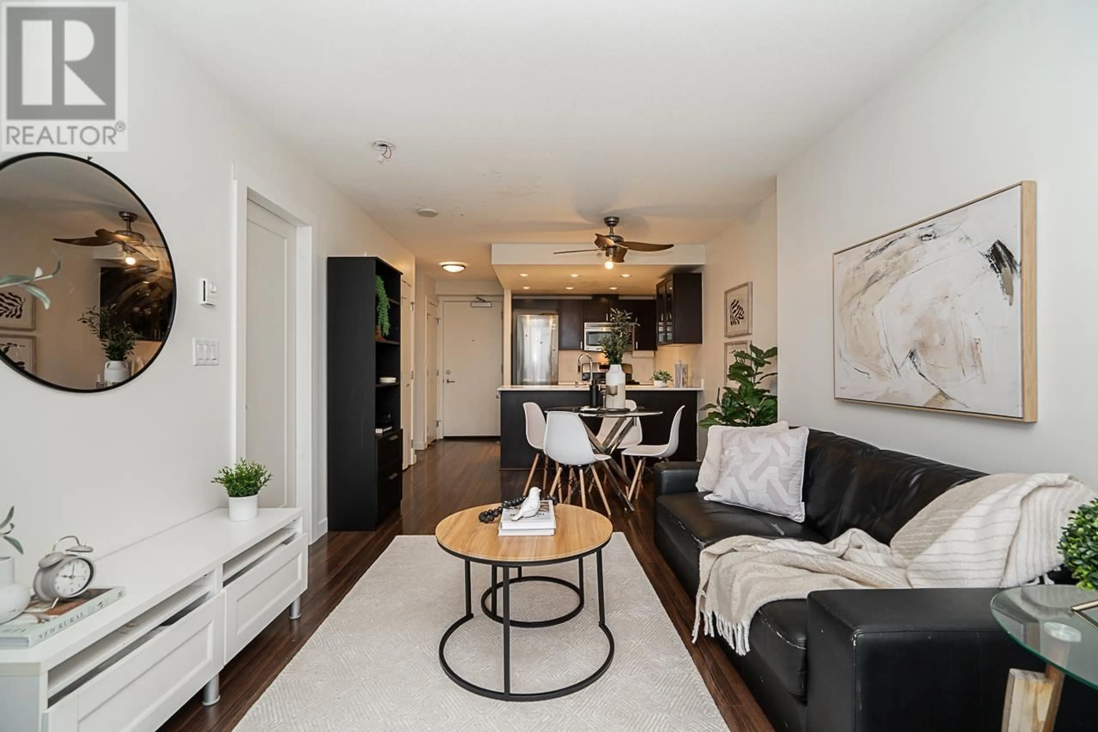 Living room with furniture, wood/laminate floor for 1706 - 4815 ELDORADO MEWS, Vancouver British Columbia V5R0B2
