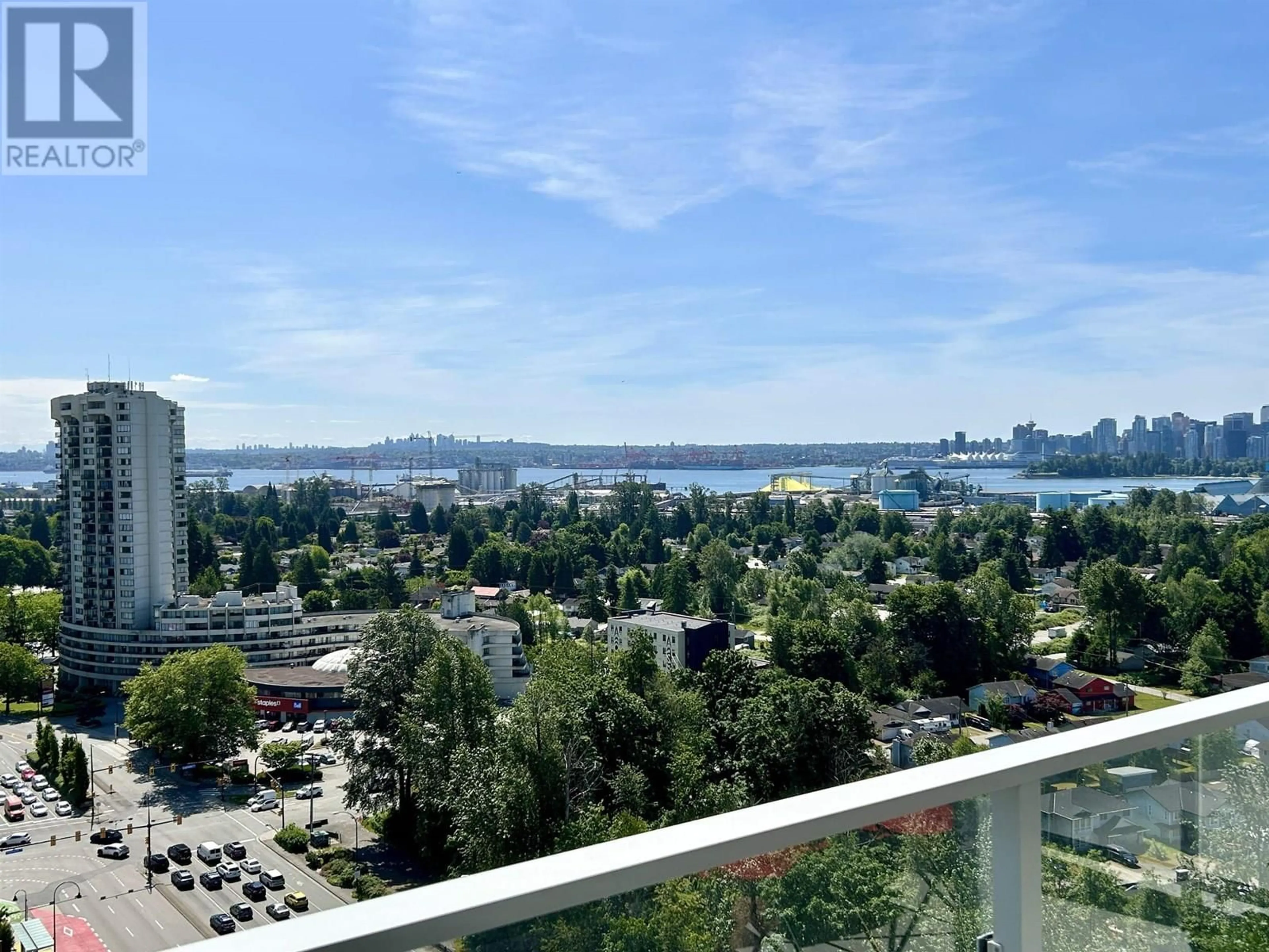 Balcony in the apartment, water/lake/river/ocean view for 1903 - 200 KLAHANIE COURT, West Vancouver British Columbia V7P0E4