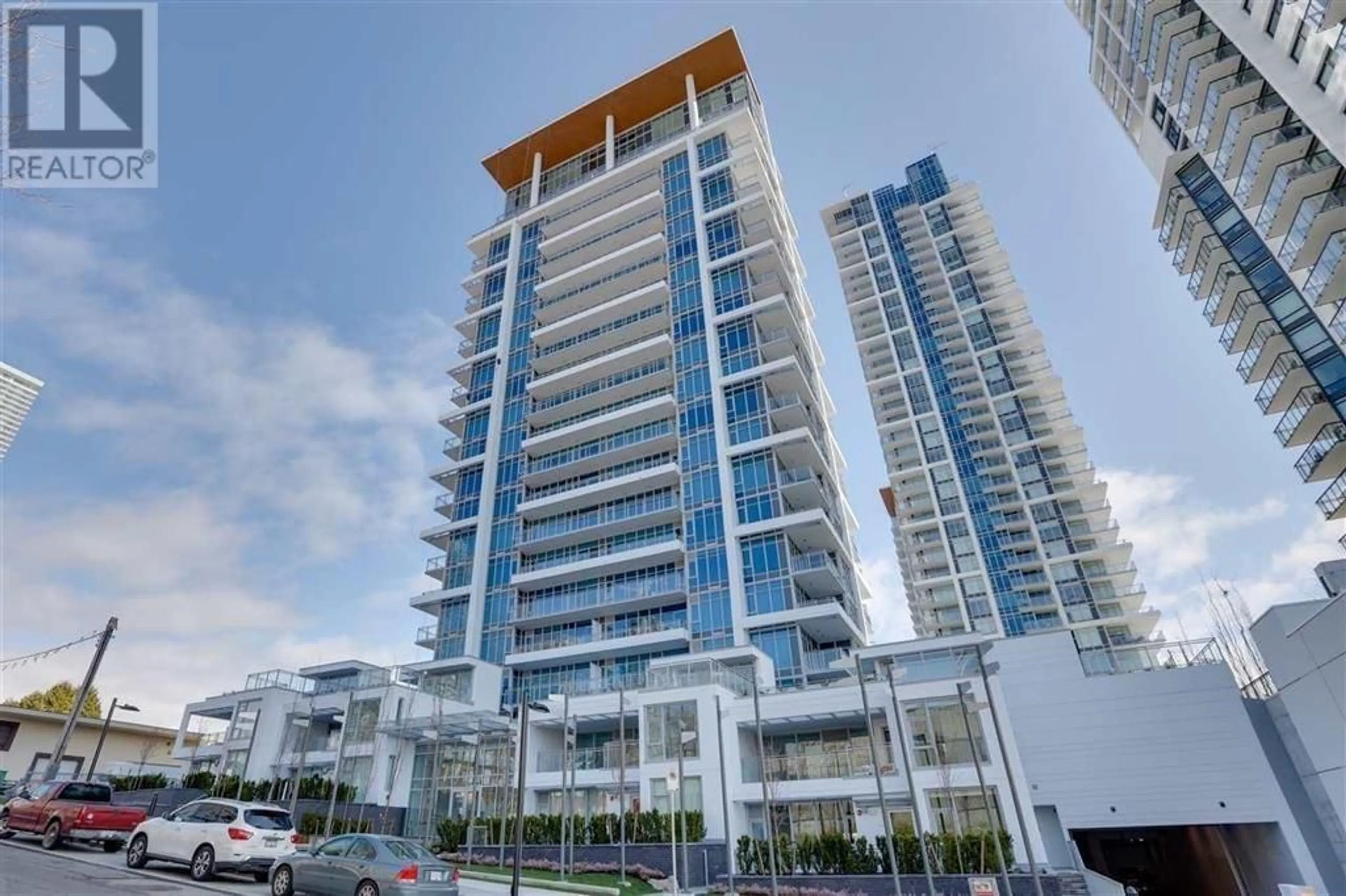 Indoor foyer for 1204 - 2288 ALPHA AVENUE, Burnaby British Columbia V5C0L9