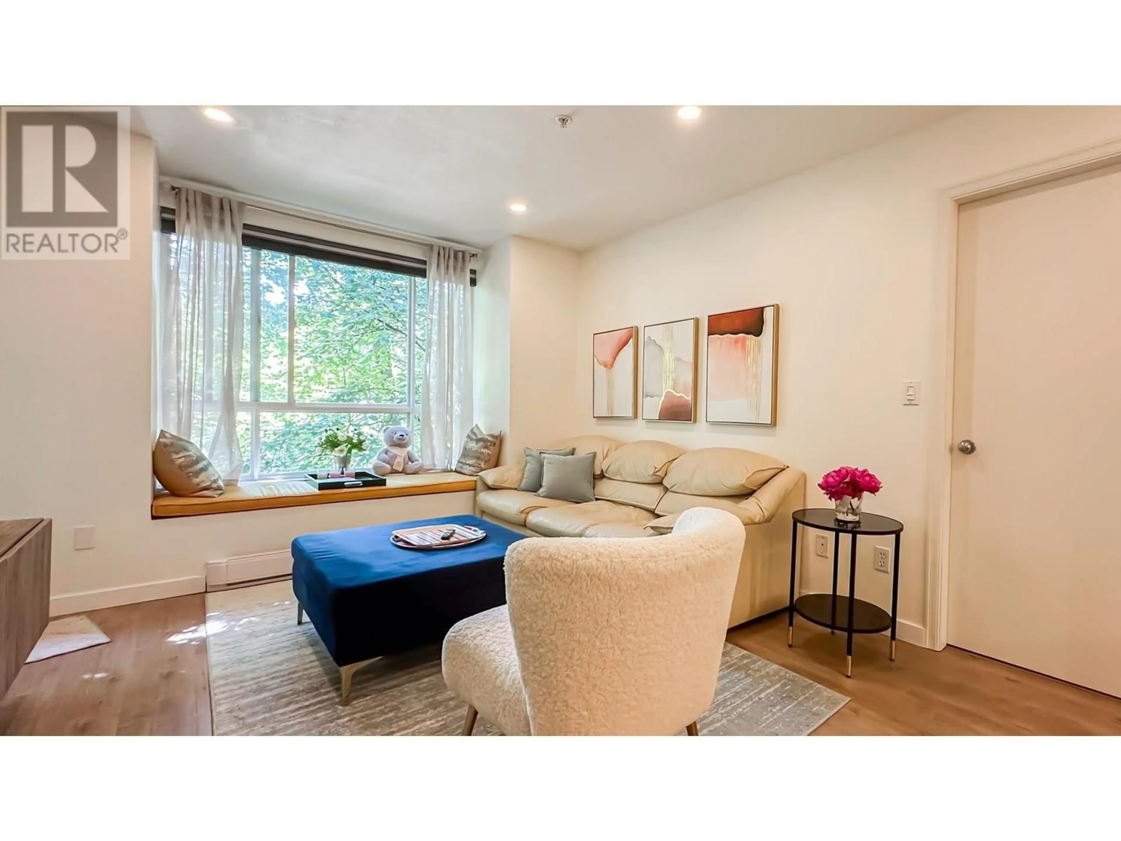 Living room with furniture, unknown for 317 - 6833 VILLAGE, Burnaby British Columbia V5E4M1