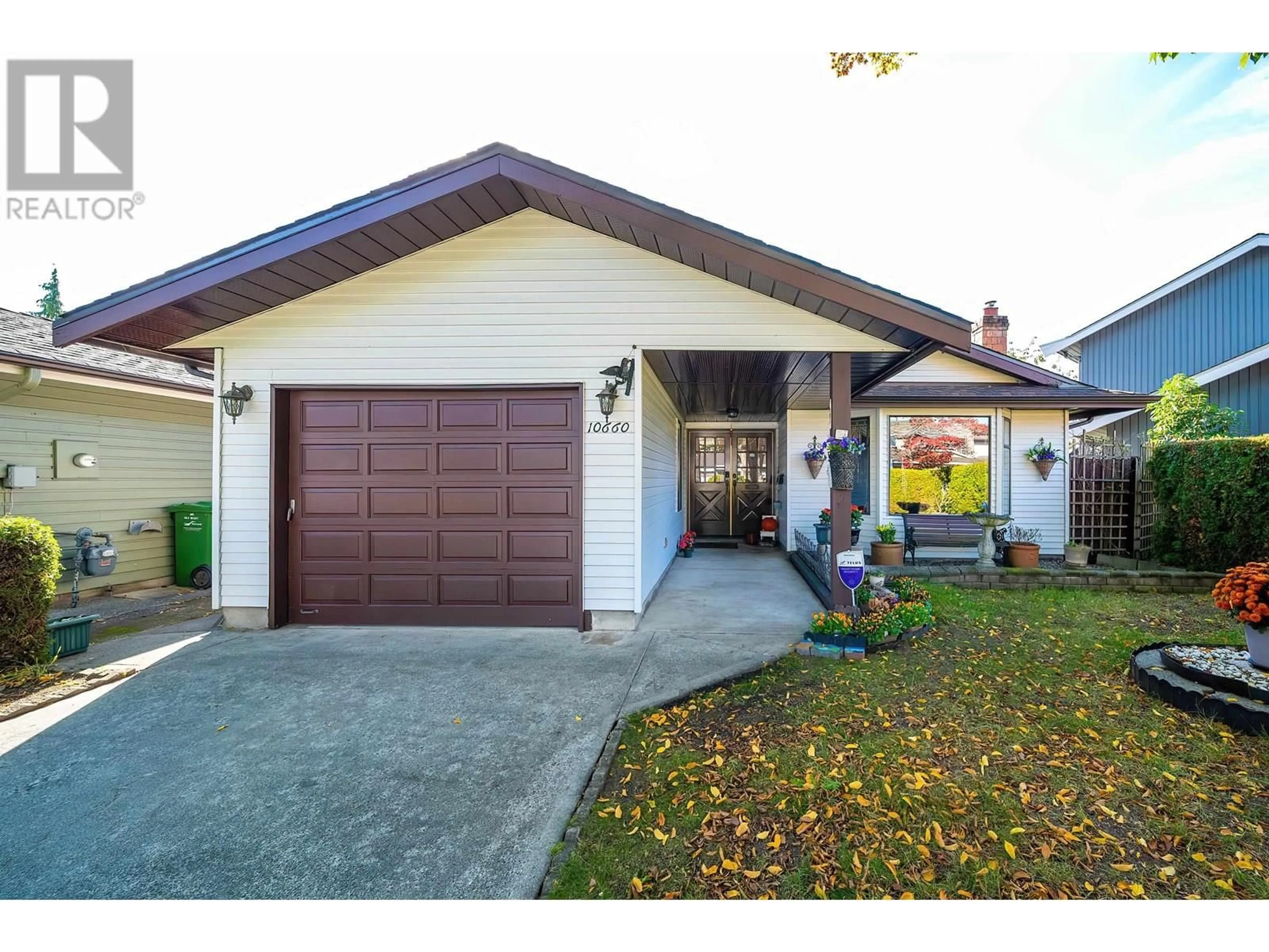 Home with vinyl exterior material, street for 10660 CANSO CRESCENT, Richmond British Columbia V7E5B9