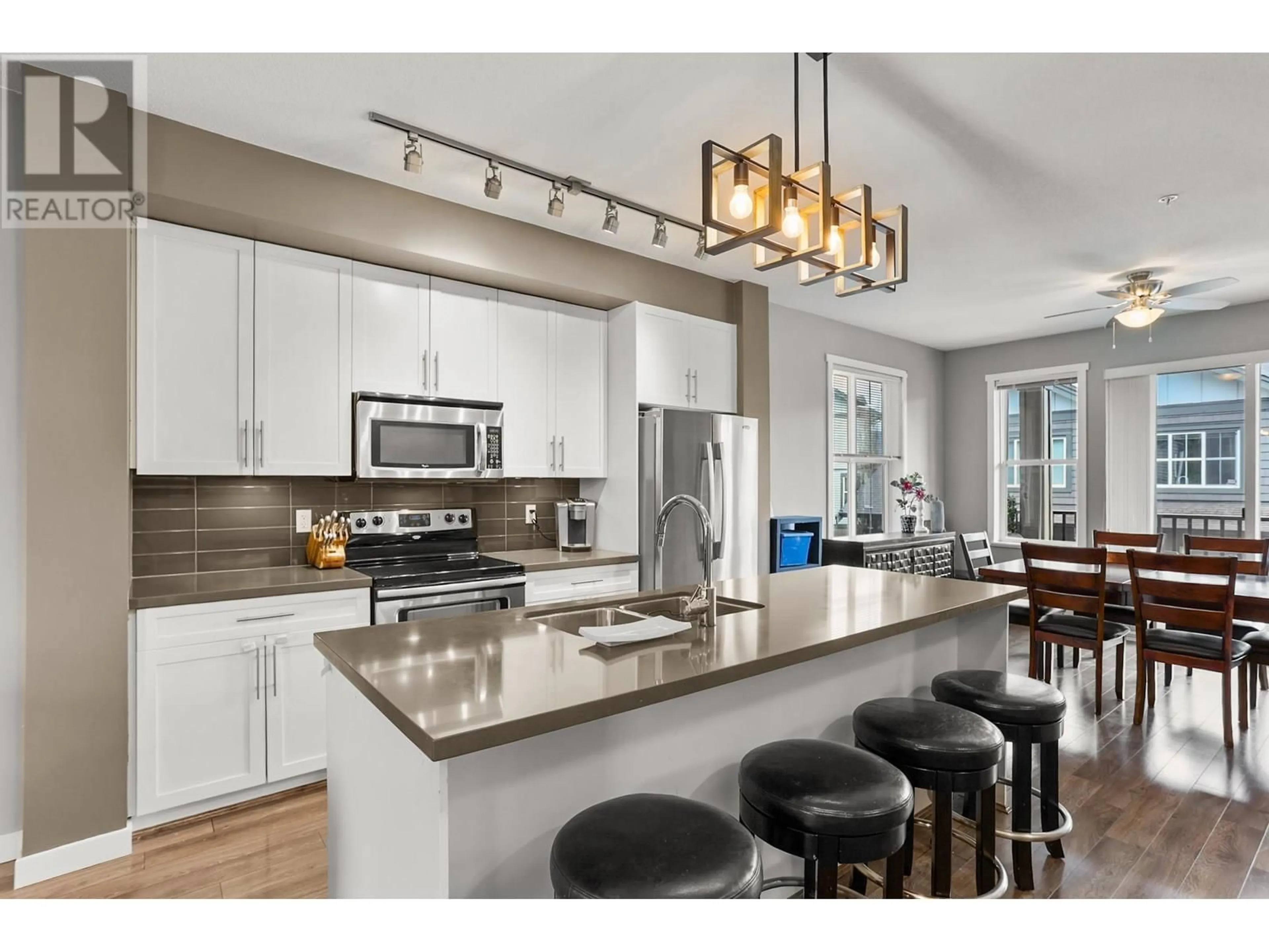 Open concept kitchen, unknown for 4 - 11176 GILKER HILL ROAD, Maple Ridge British Columbia V2W0G5