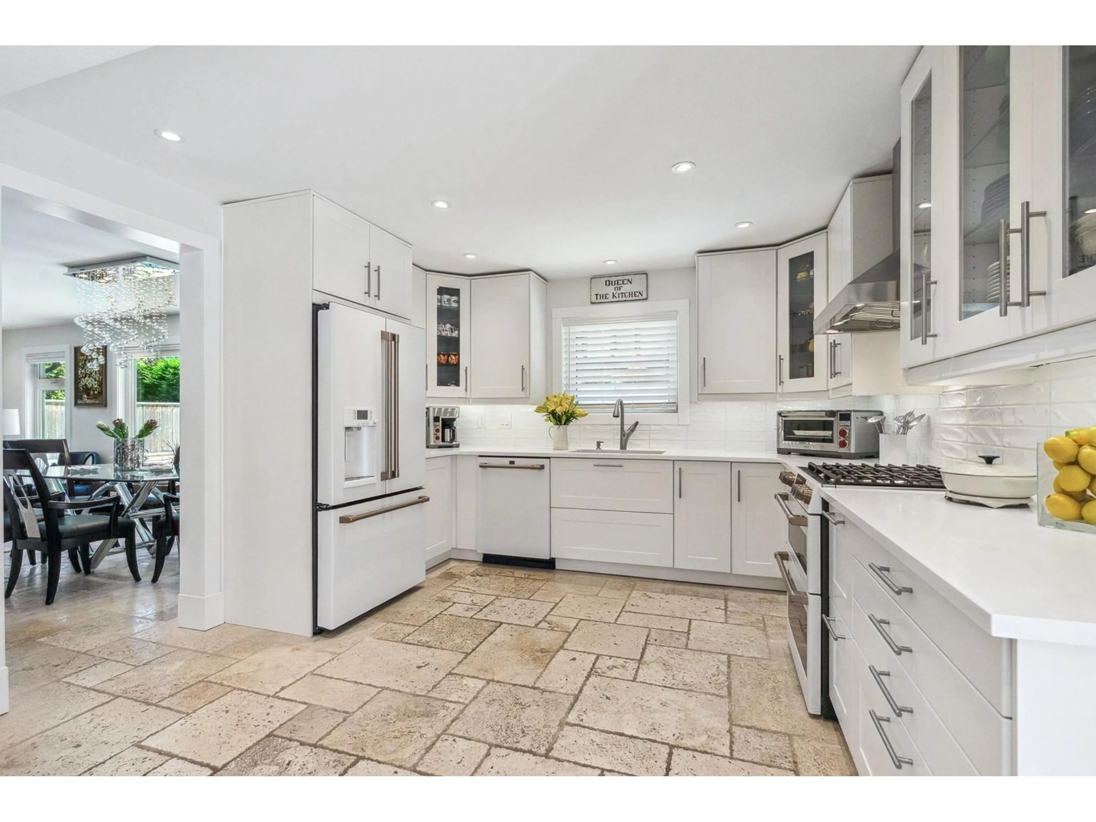 Open concept kitchen, ceramic/tile floor for 4560 196A, Langley British Columbia V3A7G6