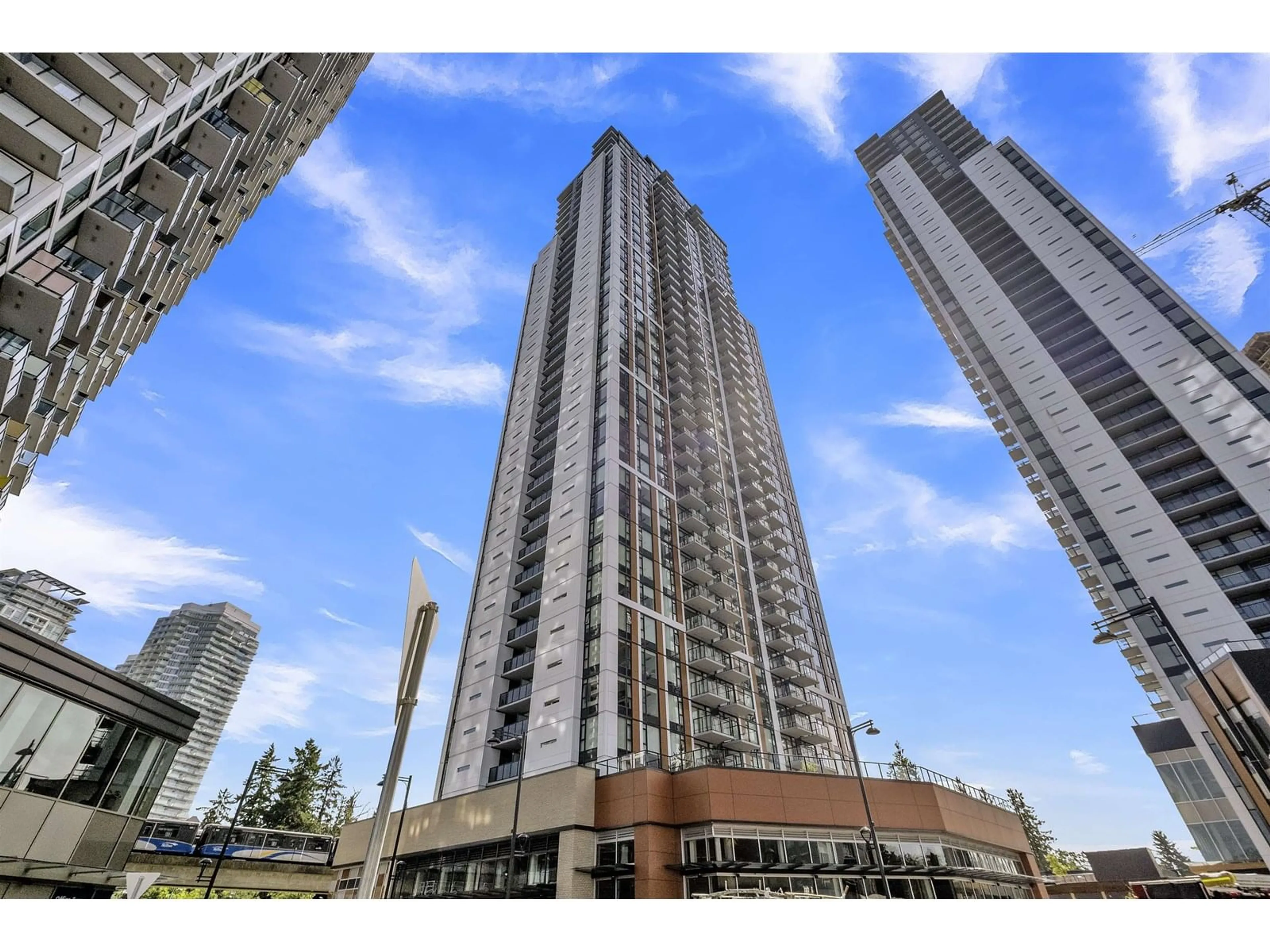 Unknown for 3206 - 13725 GEORGE JUNCTION, Surrey British Columbia V3T0V7