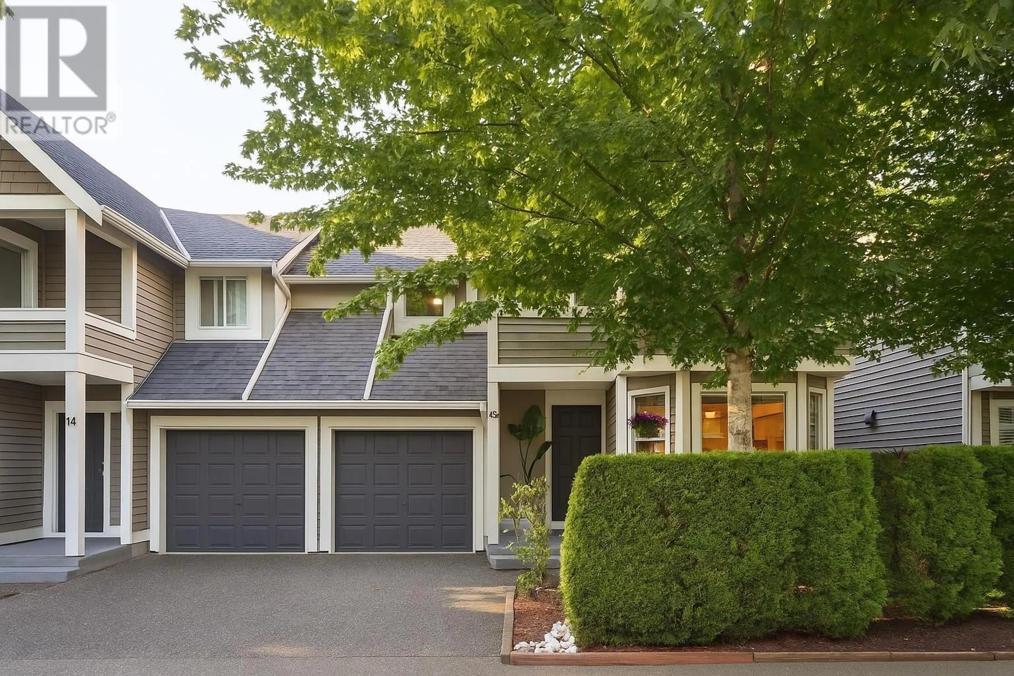 Home with vinyl exterior material, street for 13 - 1135 LANSDOWNE DRIVE, Coquitlam British Columbia V3B7K6