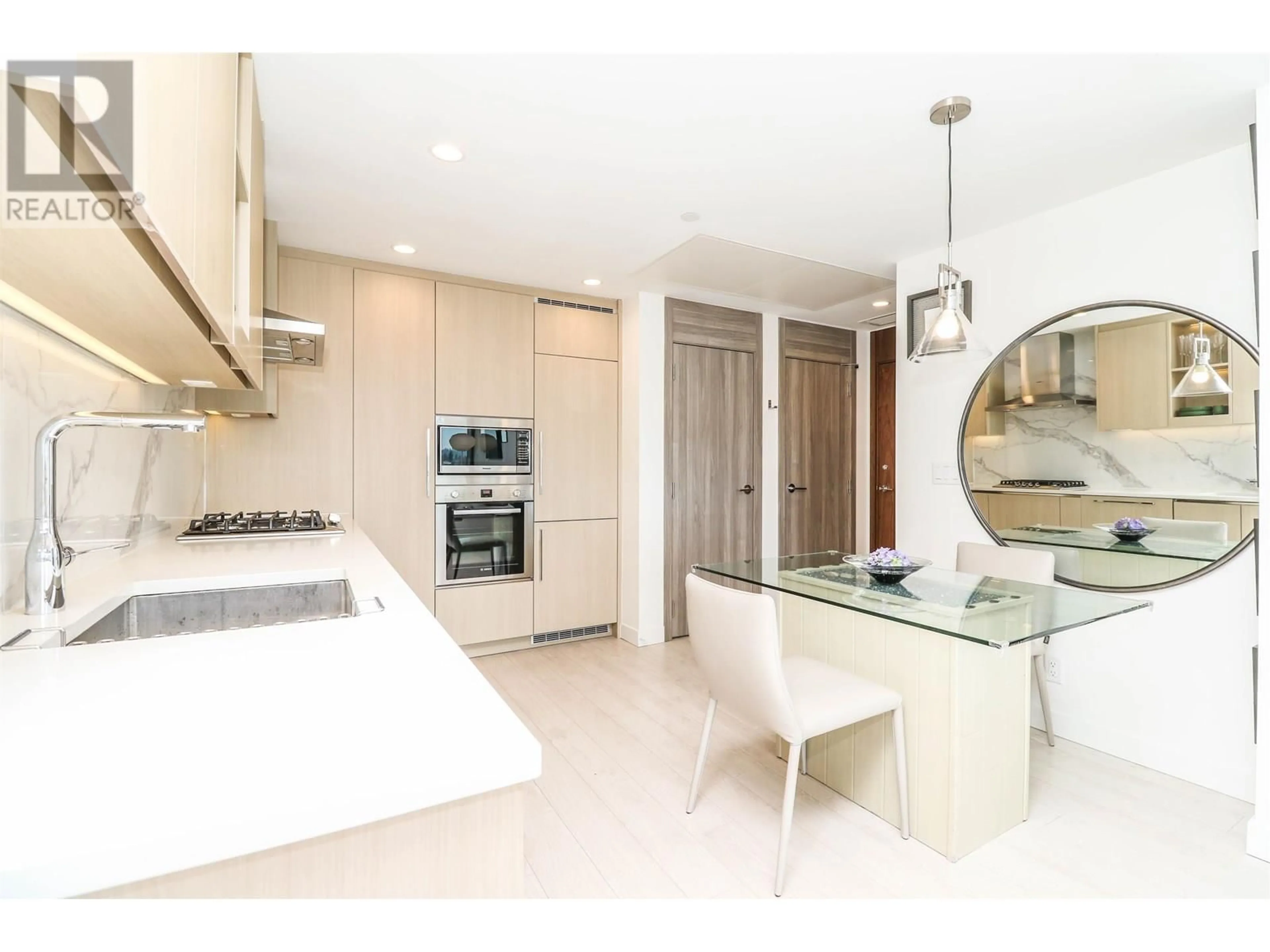 Contemporary kitchen, unknown for 610 - 4890 LOUGHEED HIGHWAY, Burnaby British Columbia V5C0N2