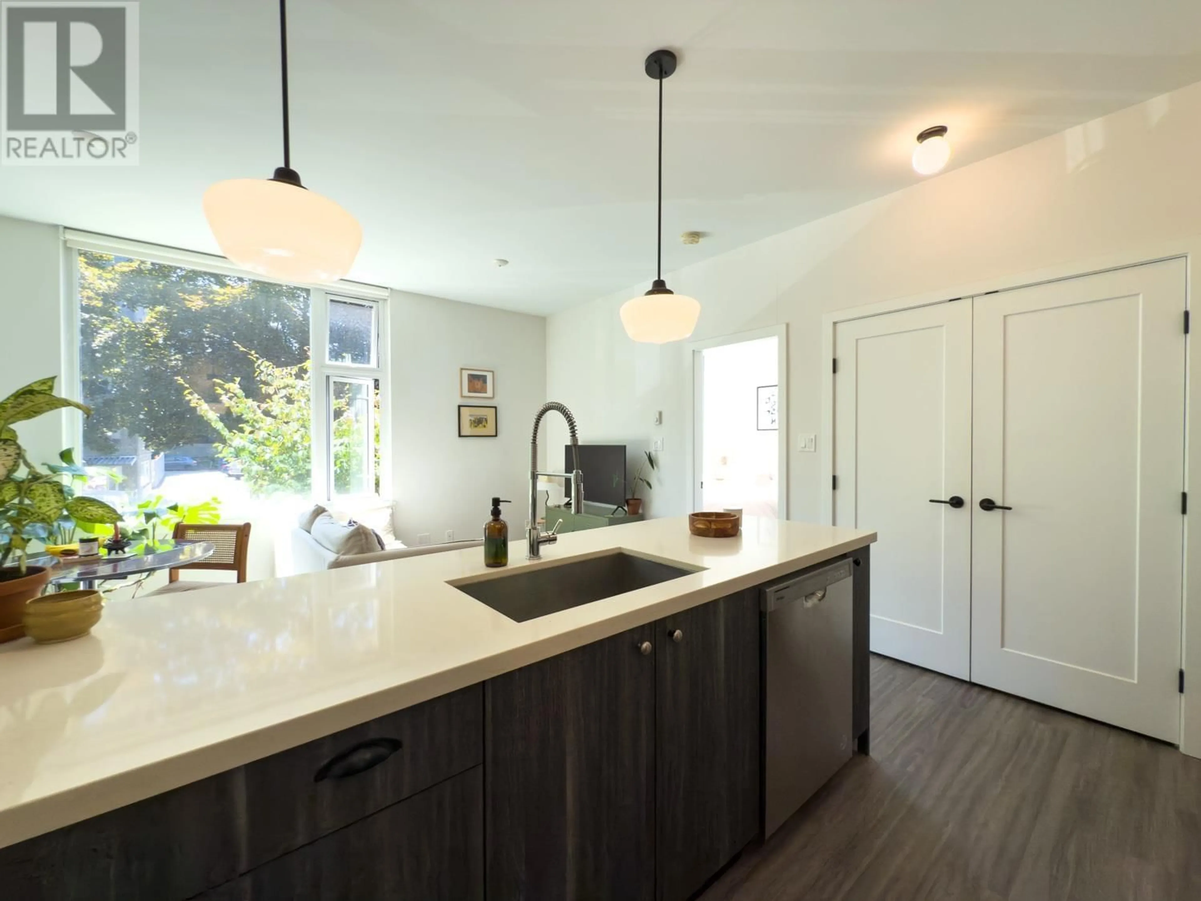 Open concept kitchen, unknown for 208 - 311 6TH AVENUE, Vancouver British Columbia V5T1J9
