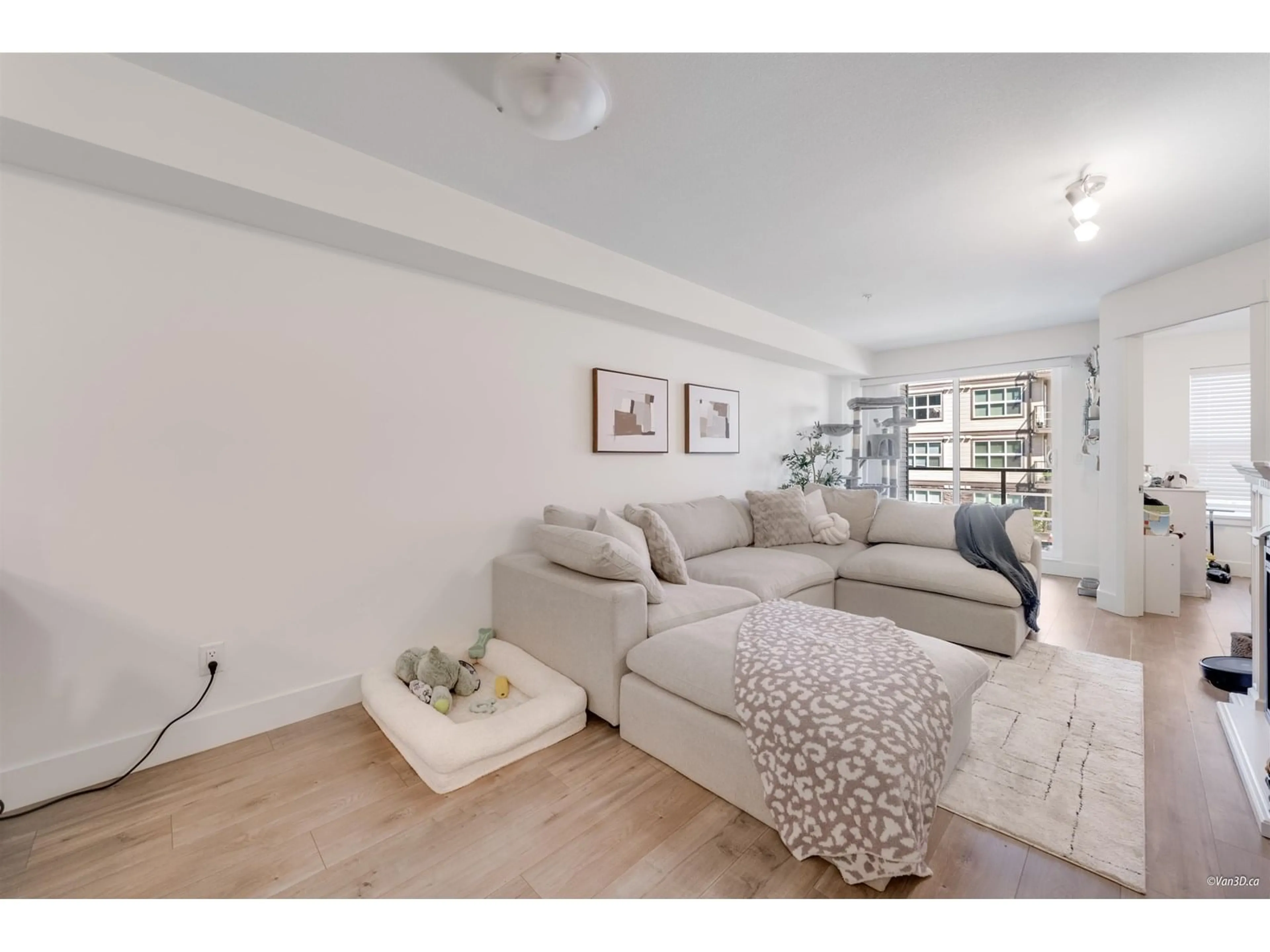 Living room with furniture, unknown for 219 - 30515 CARDINAL, Abbotsford British Columbia V2T0A8