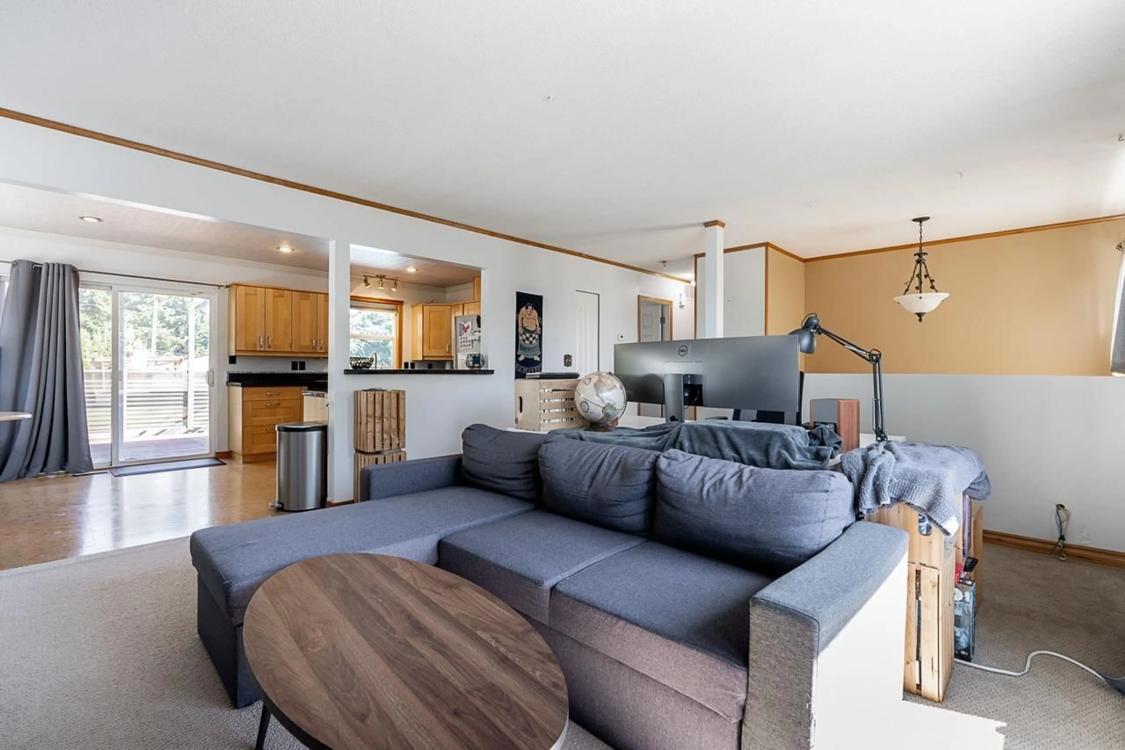 Living room with furniture, unknown for 2226 MARTENS, Abbotsford British Columbia V2T6M7