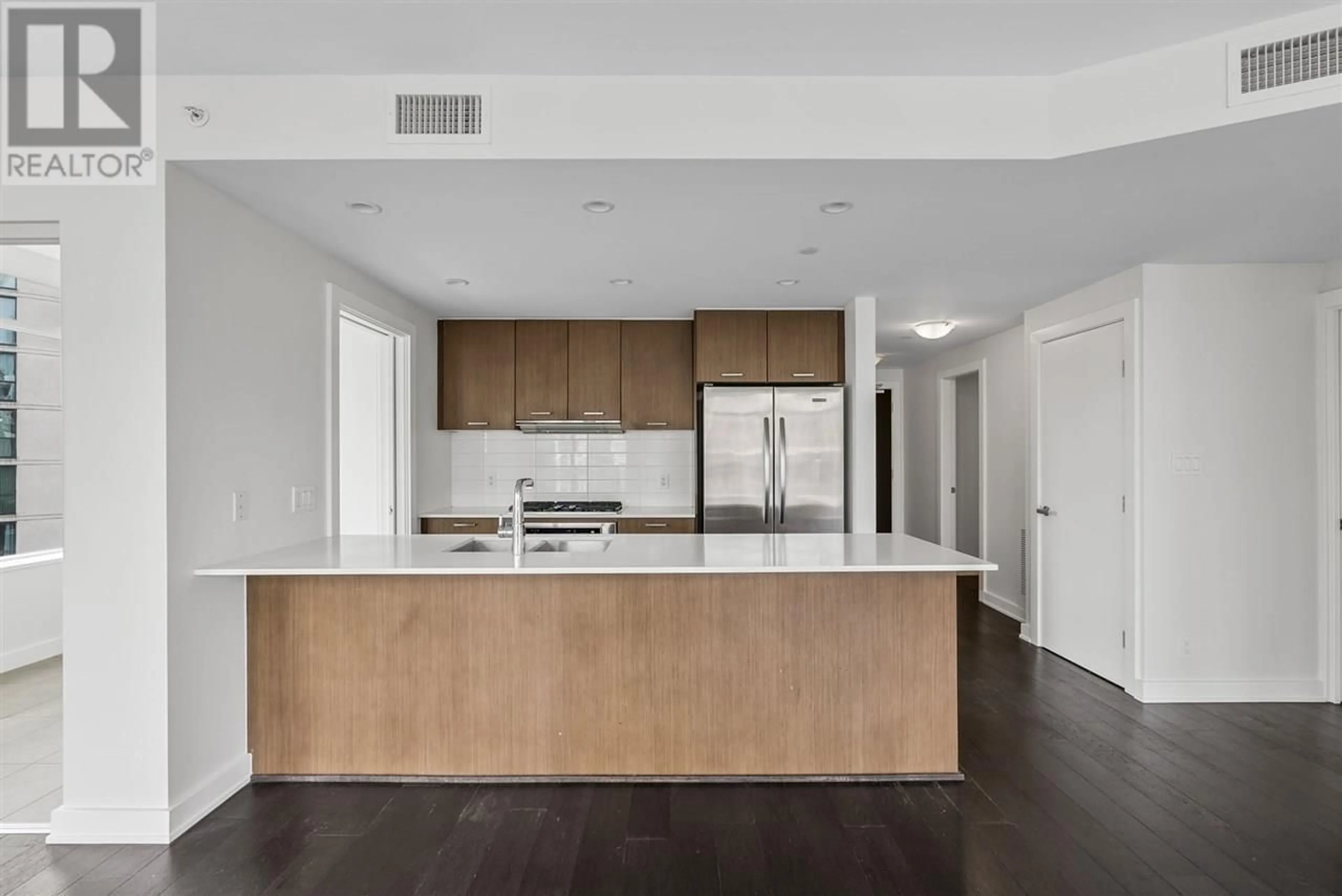 Open concept kitchen, unknown for 1503 - 1372 SEYMOUR STREET, Vancouver British Columbia V6B0L1