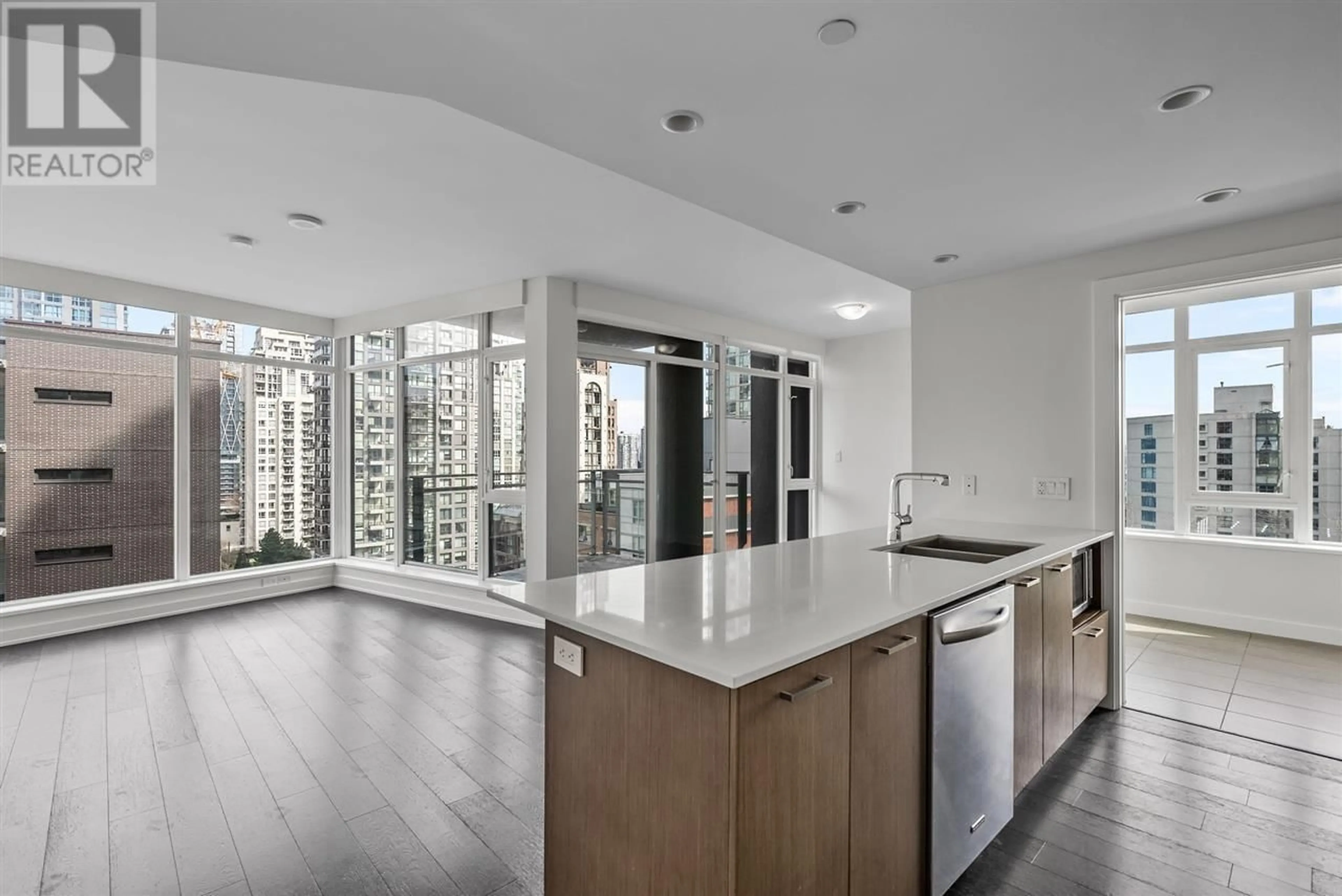 Open concept kitchen, unknown for 1503 - 1372 SEYMOUR STREET, Vancouver British Columbia V6B0L1