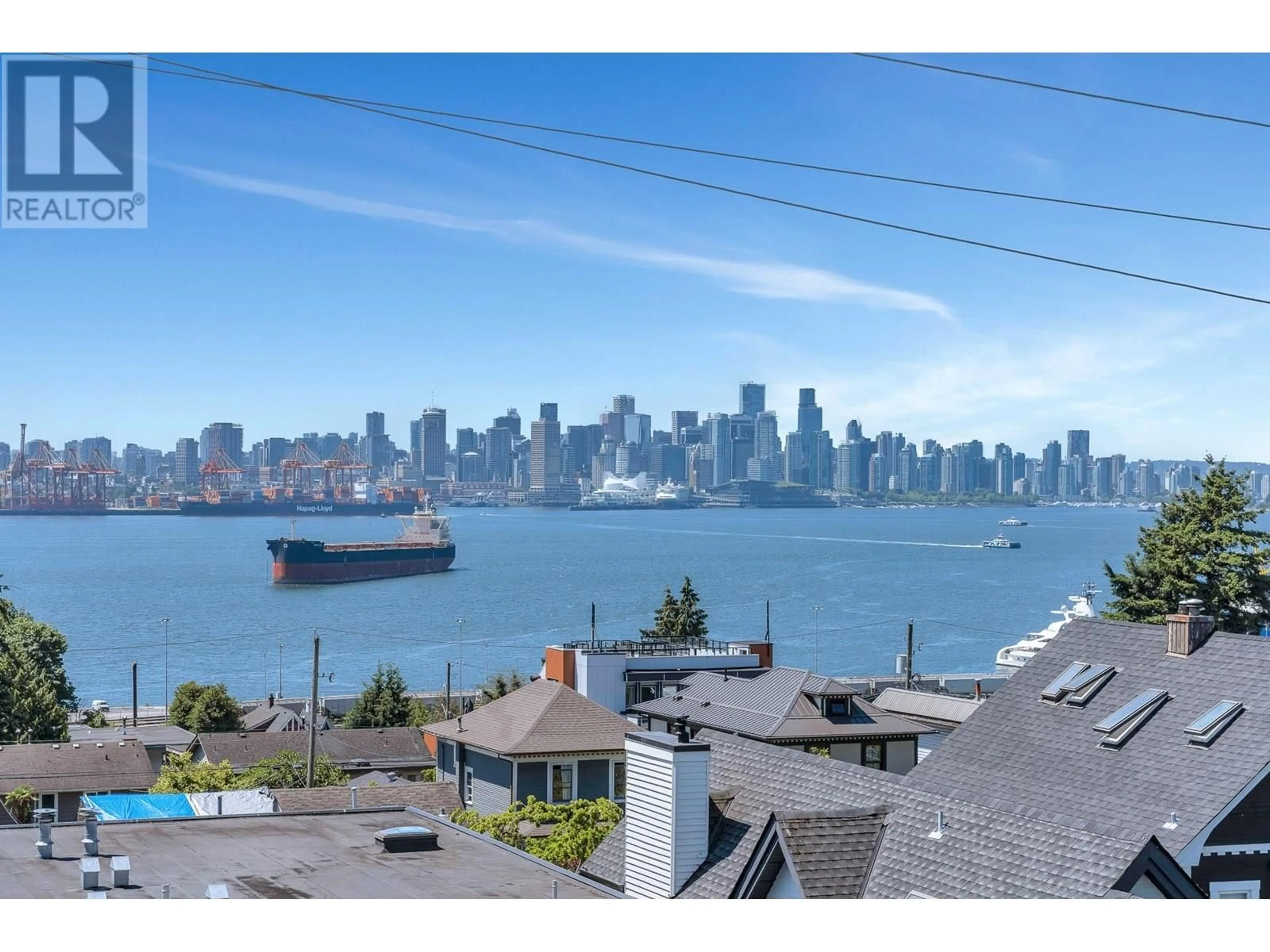 A pic from outside/outdoor area/front of a property/back of a property/a pic from drone, water/lake/river/ocean view for 404 - 245 ST. DAVIDS AVENUE, North Vancouver British Columbia V7L3N9