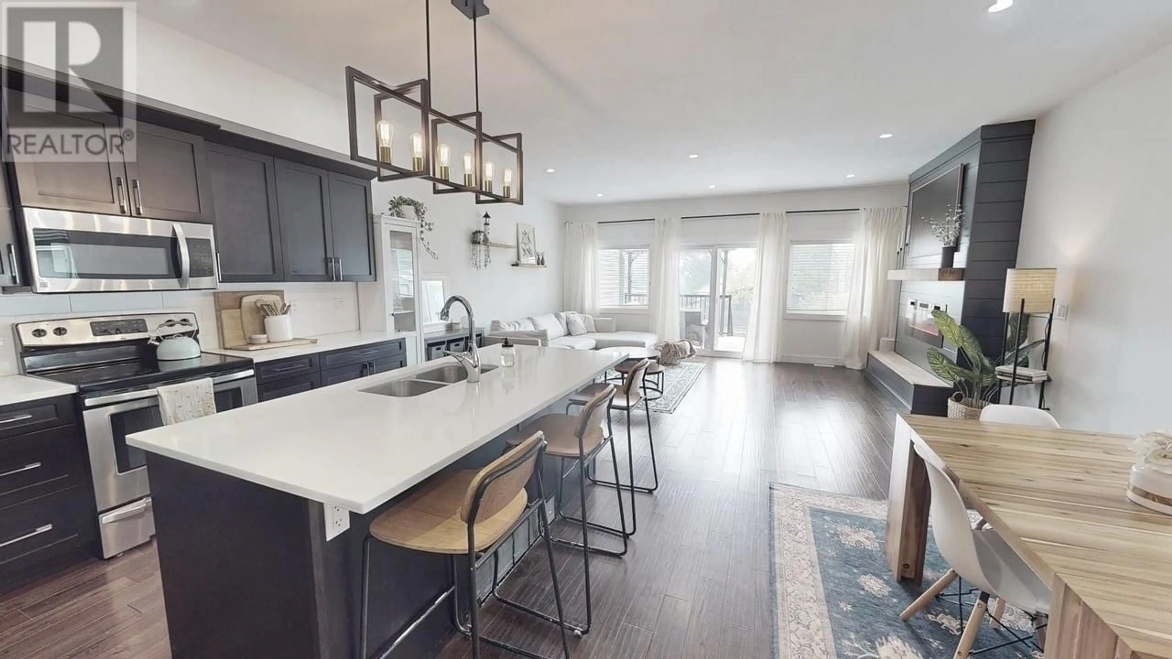 Open concept kitchen, unknown for 8622 74 STREET, Fort St. John British Columbia V1J7J6