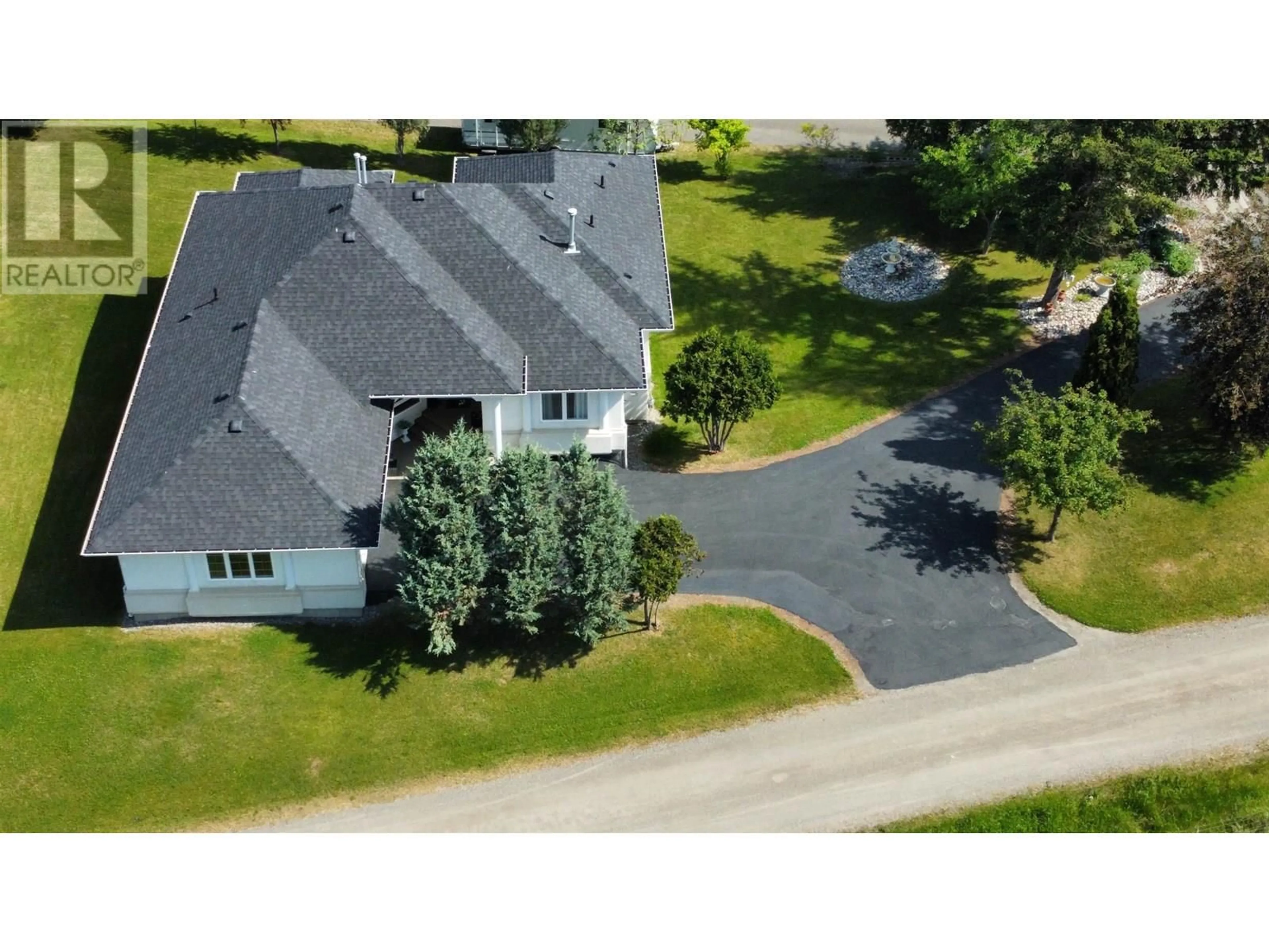 A pic from outside/outdoor area/front of a property/back of a property/a pic from drone, street for 151 BARLOW AVENUE, Williams Lake British Columbia V2G4V2