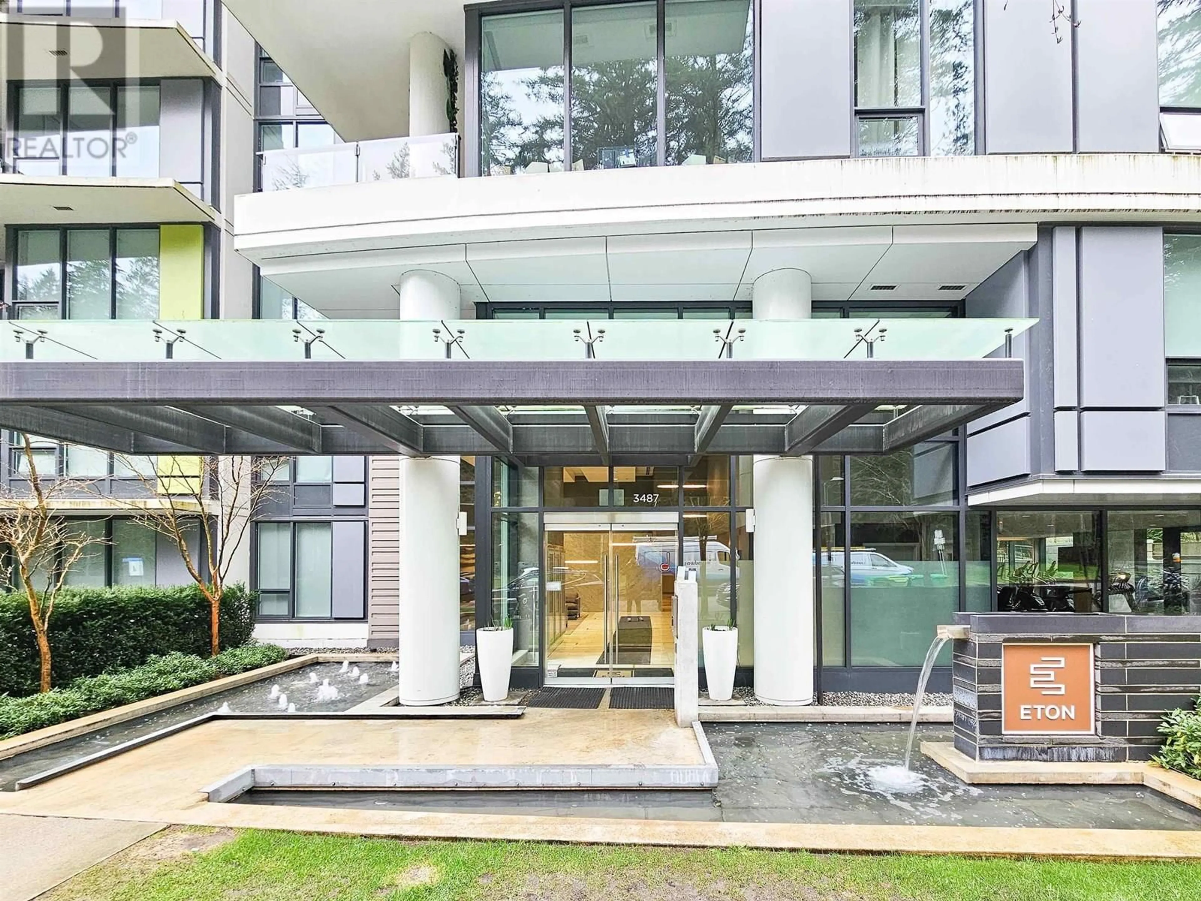 Indoor foyer for 309 - 3487 BINNING ROAD, Vancouver British Columbia V6S0K8