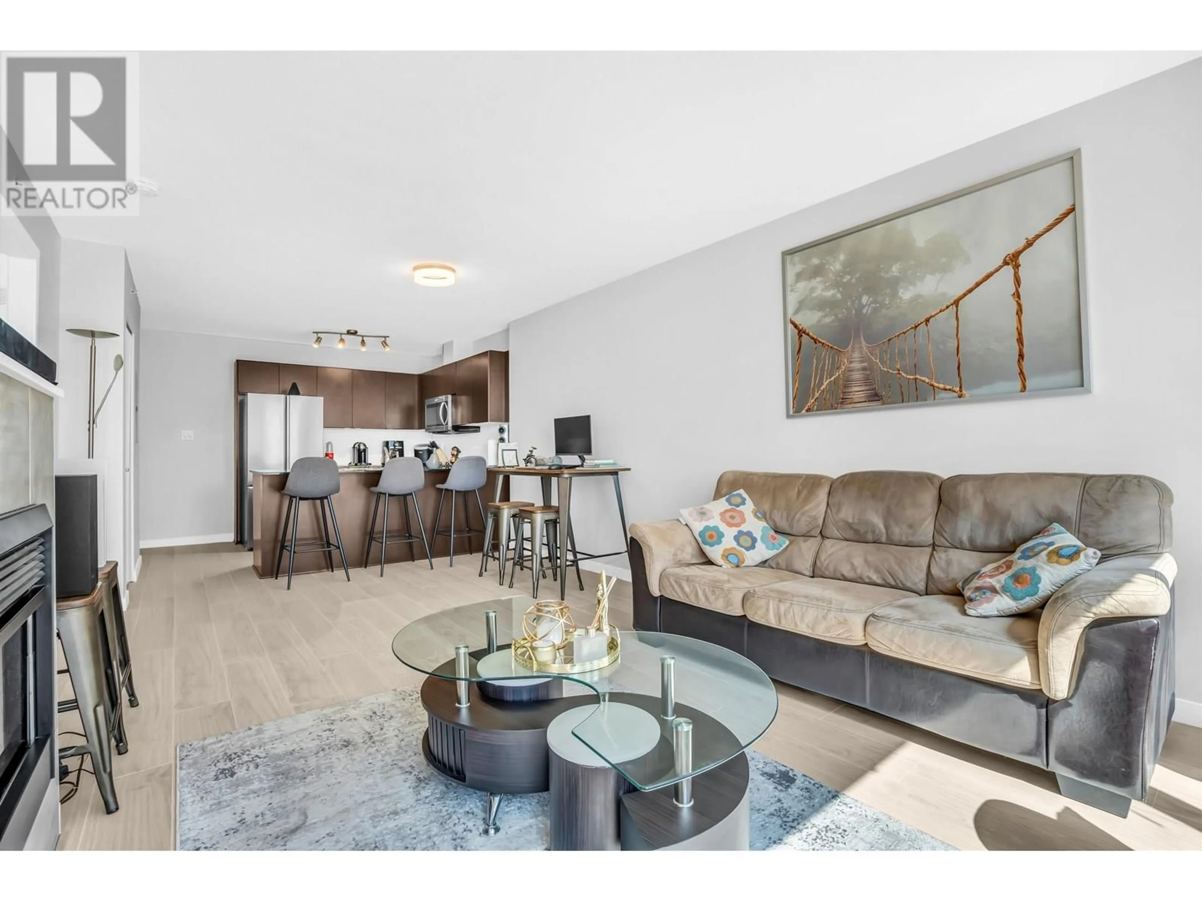 Living room with furniture, unknown for 1501 - 4182 DAWSON STREET, Burnaby British Columbia V5C0A2