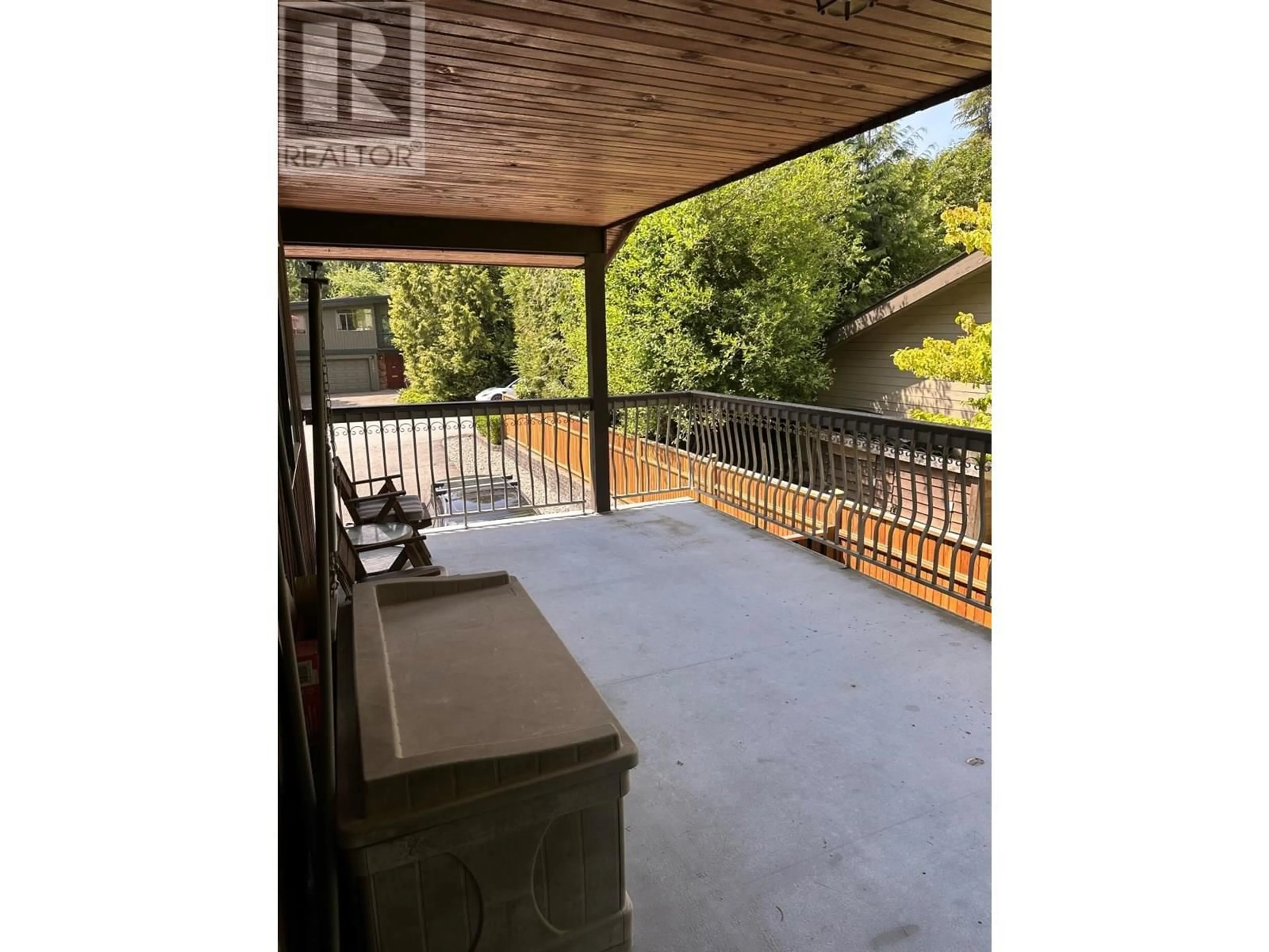 Patio, water/lake/river/ocean view for 3328 TENNYSON CRESCENT, North Vancouver British Columbia V7K2A8