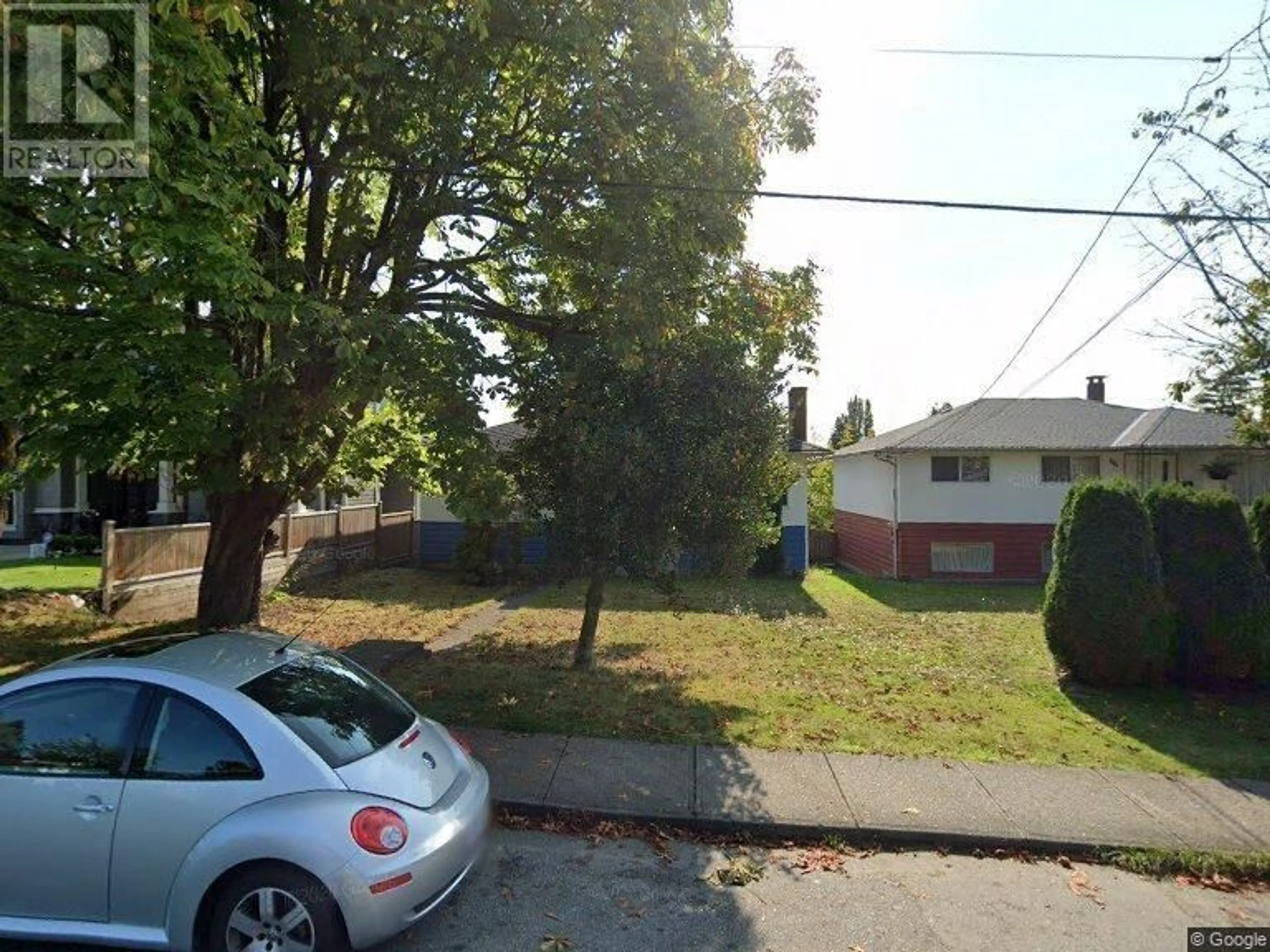 Unknown for 439 16TH STREET, North Vancouver British Columbia V7L2T4