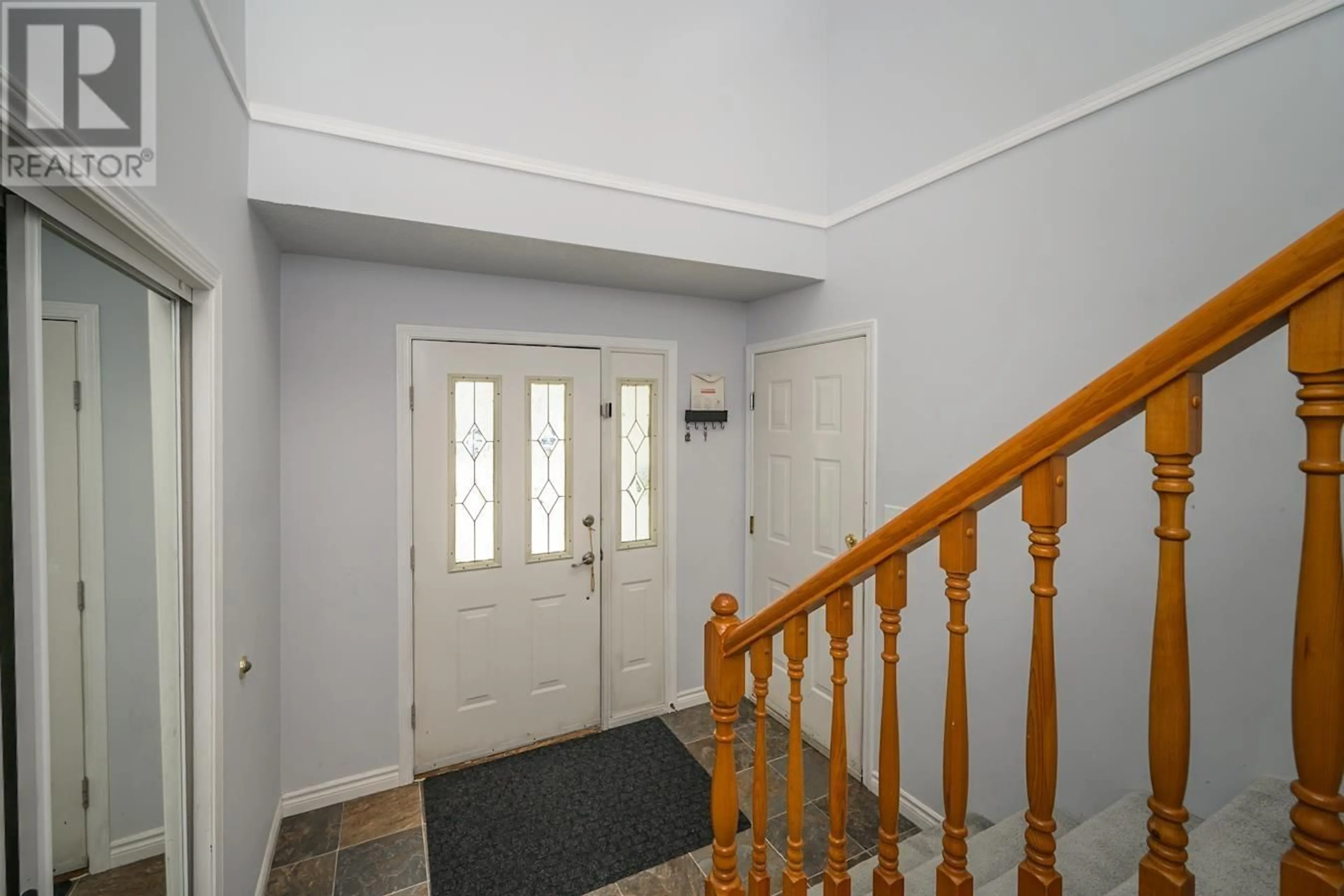 Indoor foyer for 2810 GOGOLIN ROAD, Prince George British Columbia V2N1N2