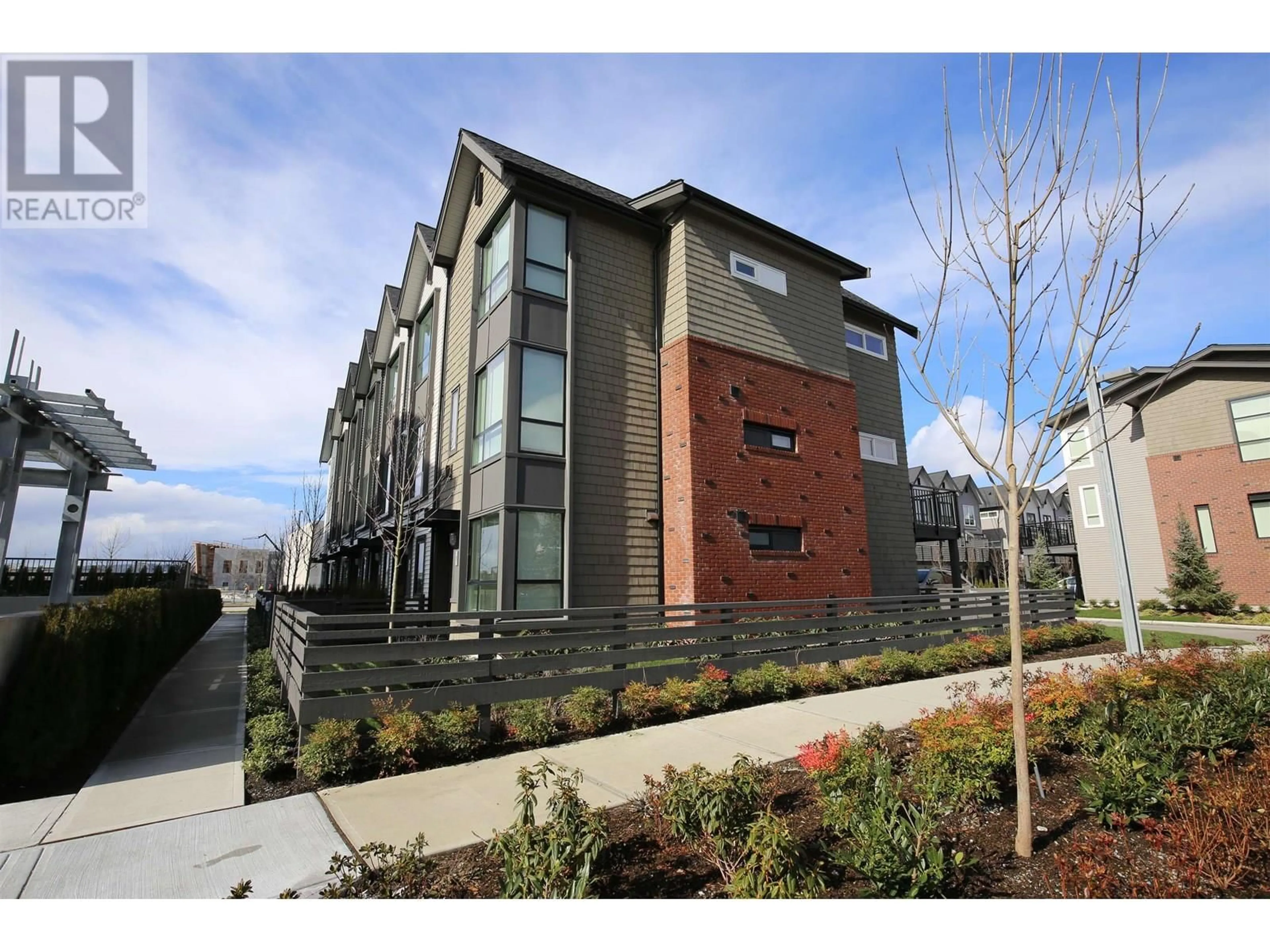 Unknown for 1 - 2371 RANGER LANE, Port Coquitlam British Columbia V3B0N6