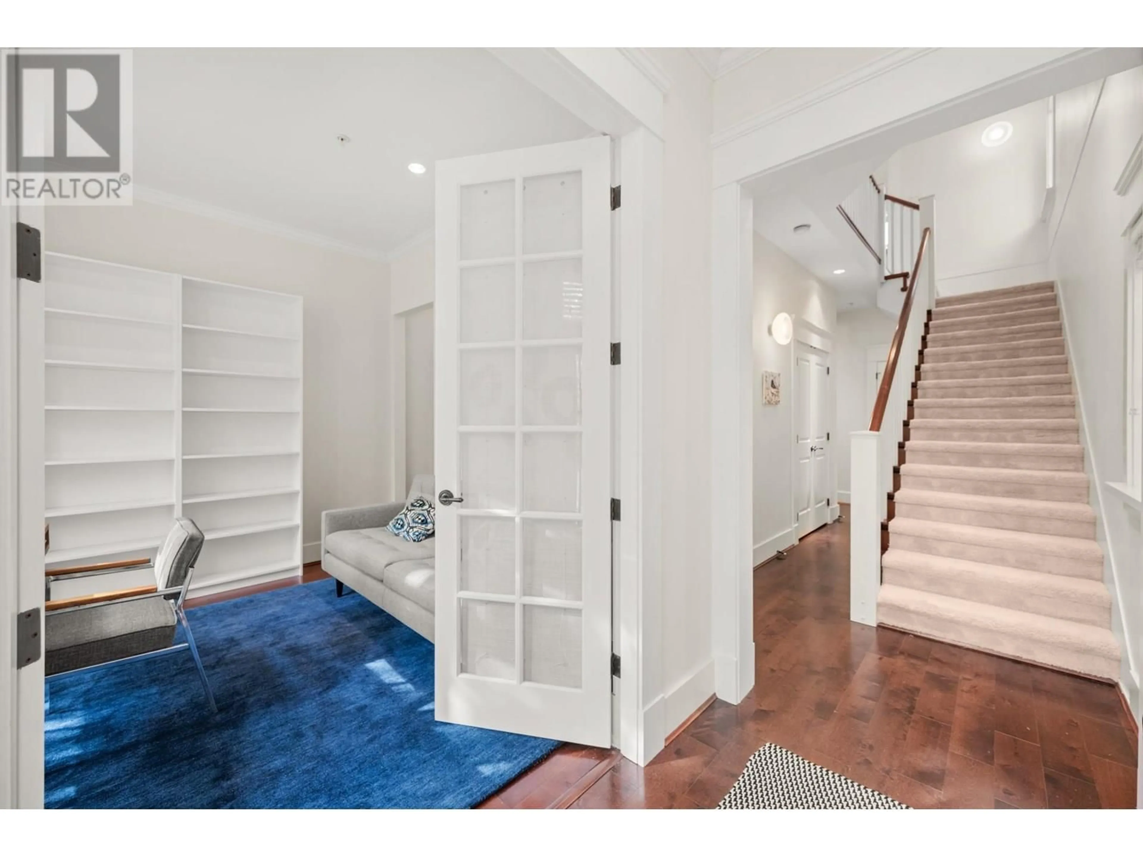 Indoor entryway for 6282 EAGLES DRIVE, Vancouver British Columbia V6T0A3