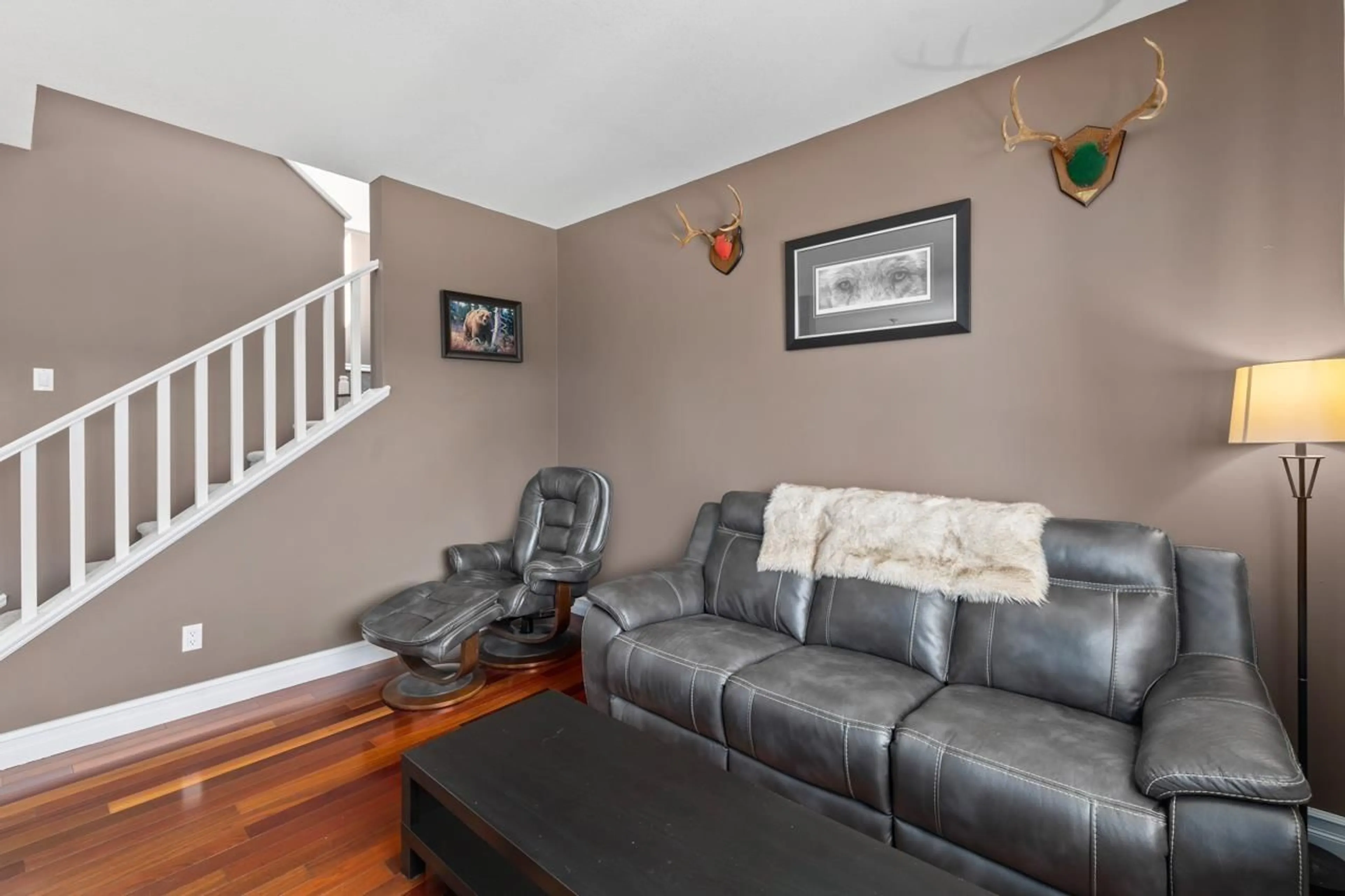 Living room with furniture, unknown for 36309 AUGUSTON SOUTH, Abbotsford British Columbia V3G2Y7
