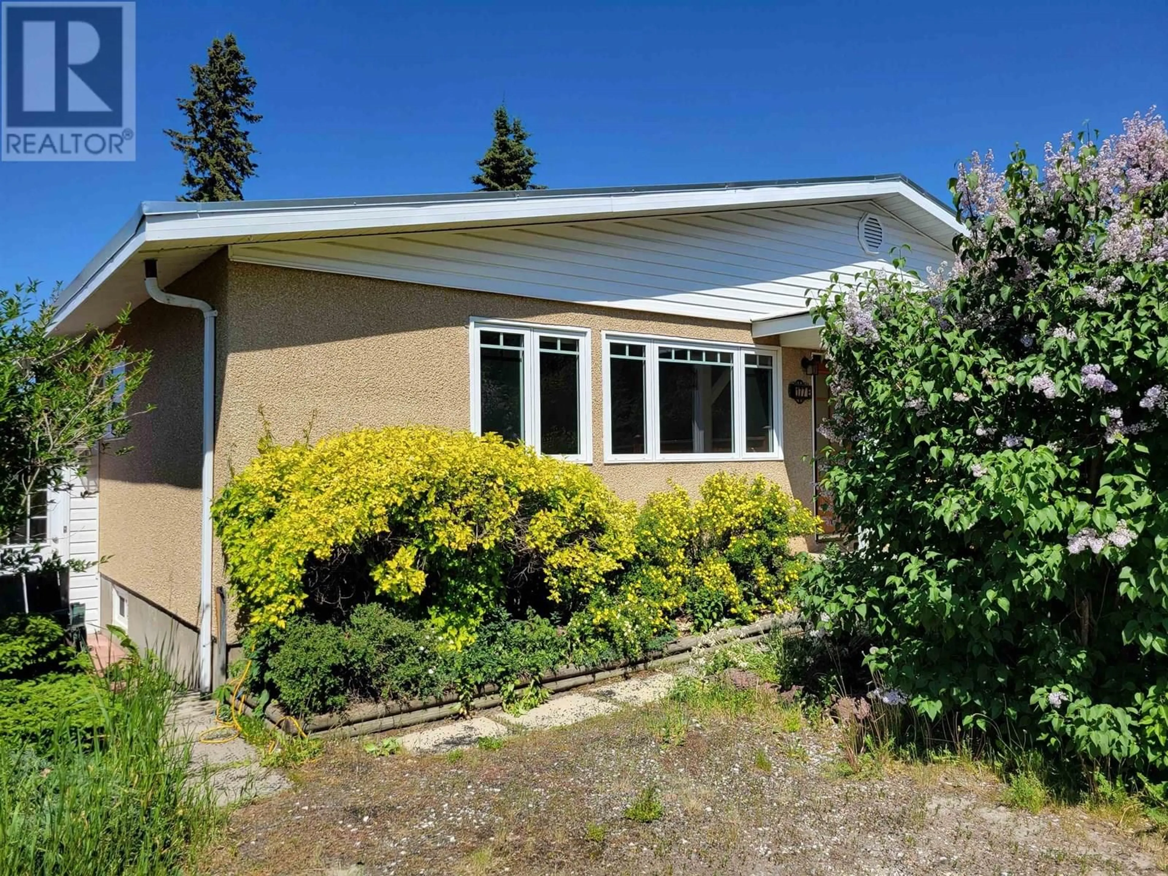 Home with vinyl exterior material, unknown for 177 5TH STREET, Vanderhoof British Columbia V0J3A0