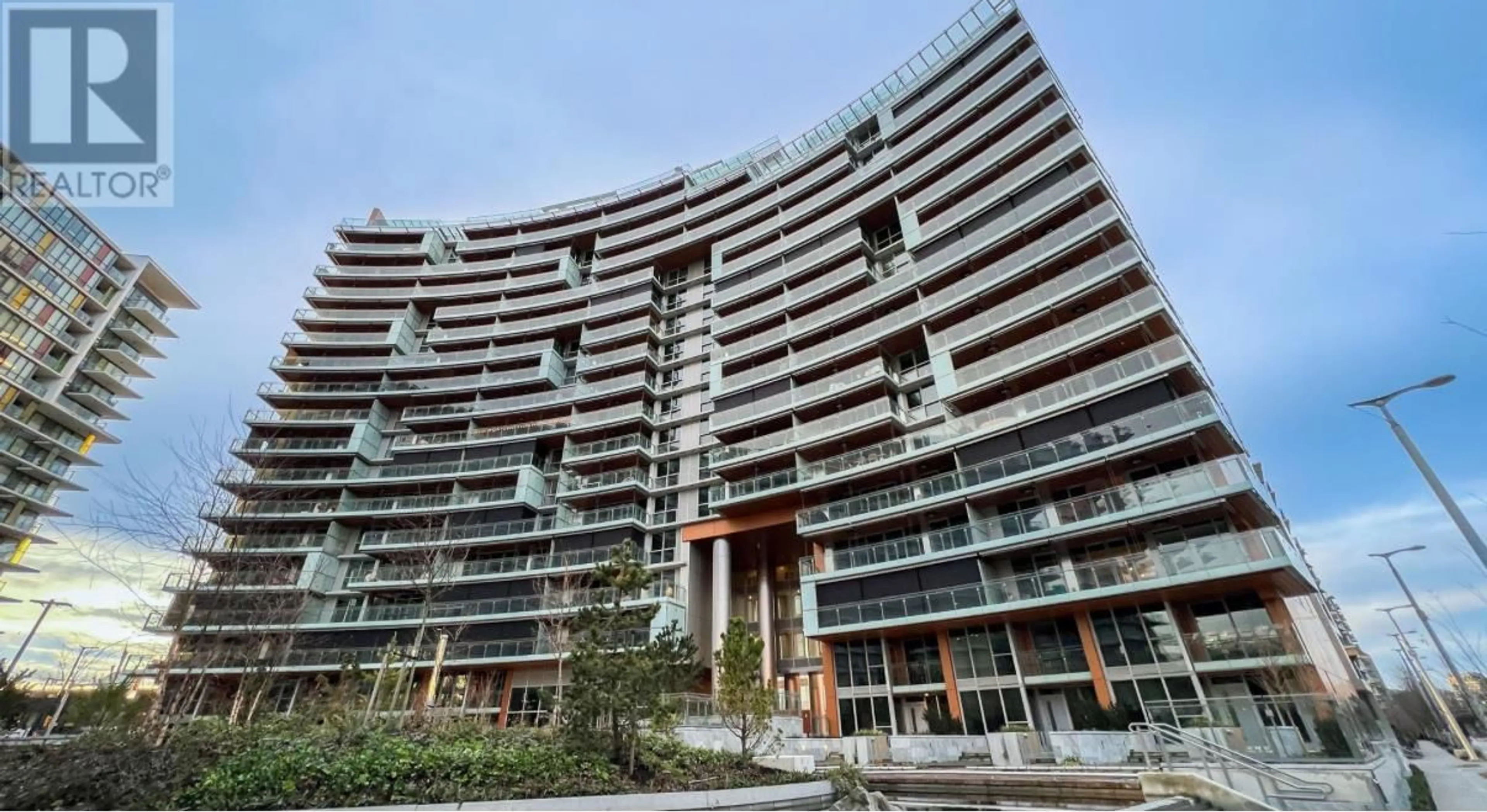 Unknown for 904 - 1768 COOK STREET, Vancouver British Columbia V5Y0N3