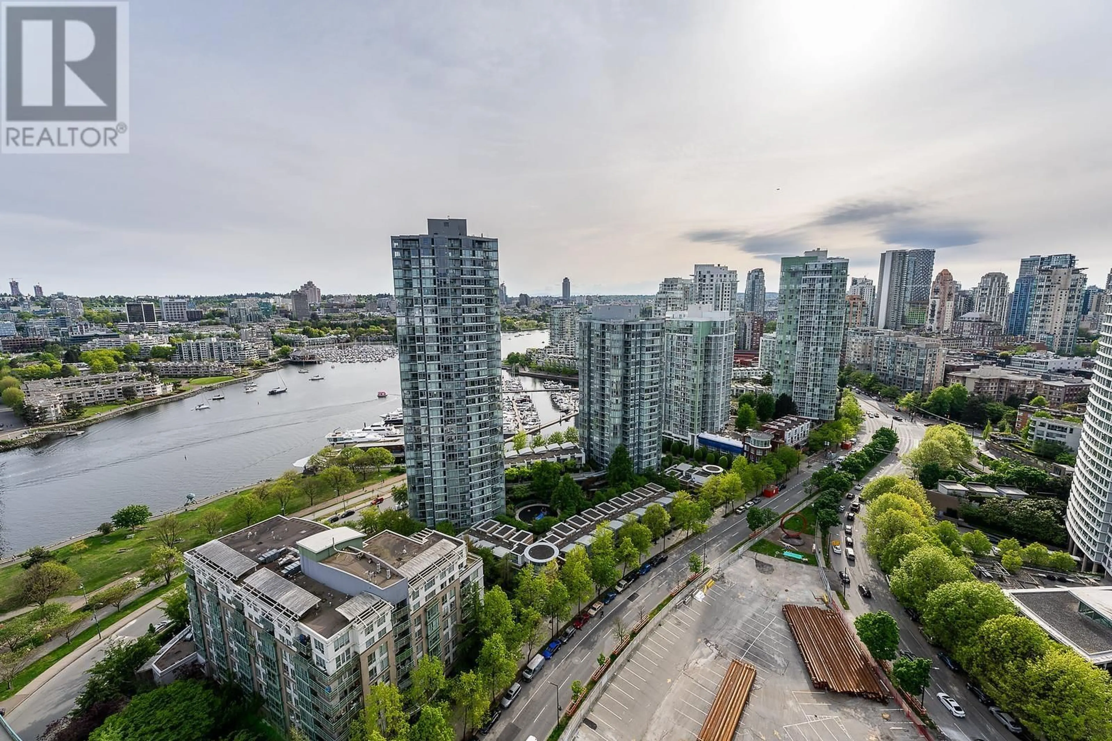 A pic from outside/outdoor area/front of a property/back of a property/a pic from drone, city buildings view from balcony for 2618 - 89 NELSON STREET, Vancouver British Columbia V6Z0E7