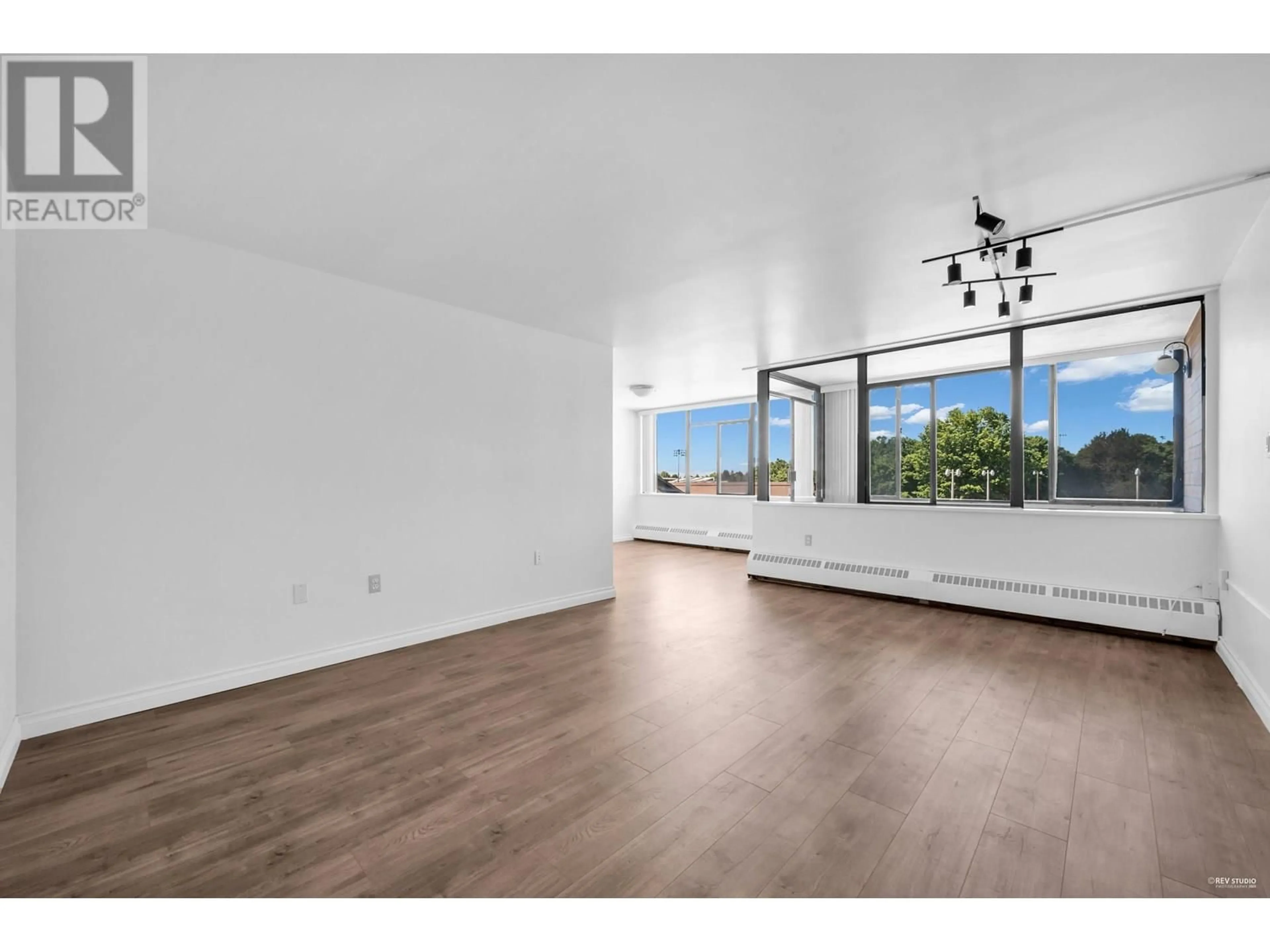A pic of a room for 509 - 6651 MINORU BOULEVARD, Richmond British Columbia V6Y1Z2