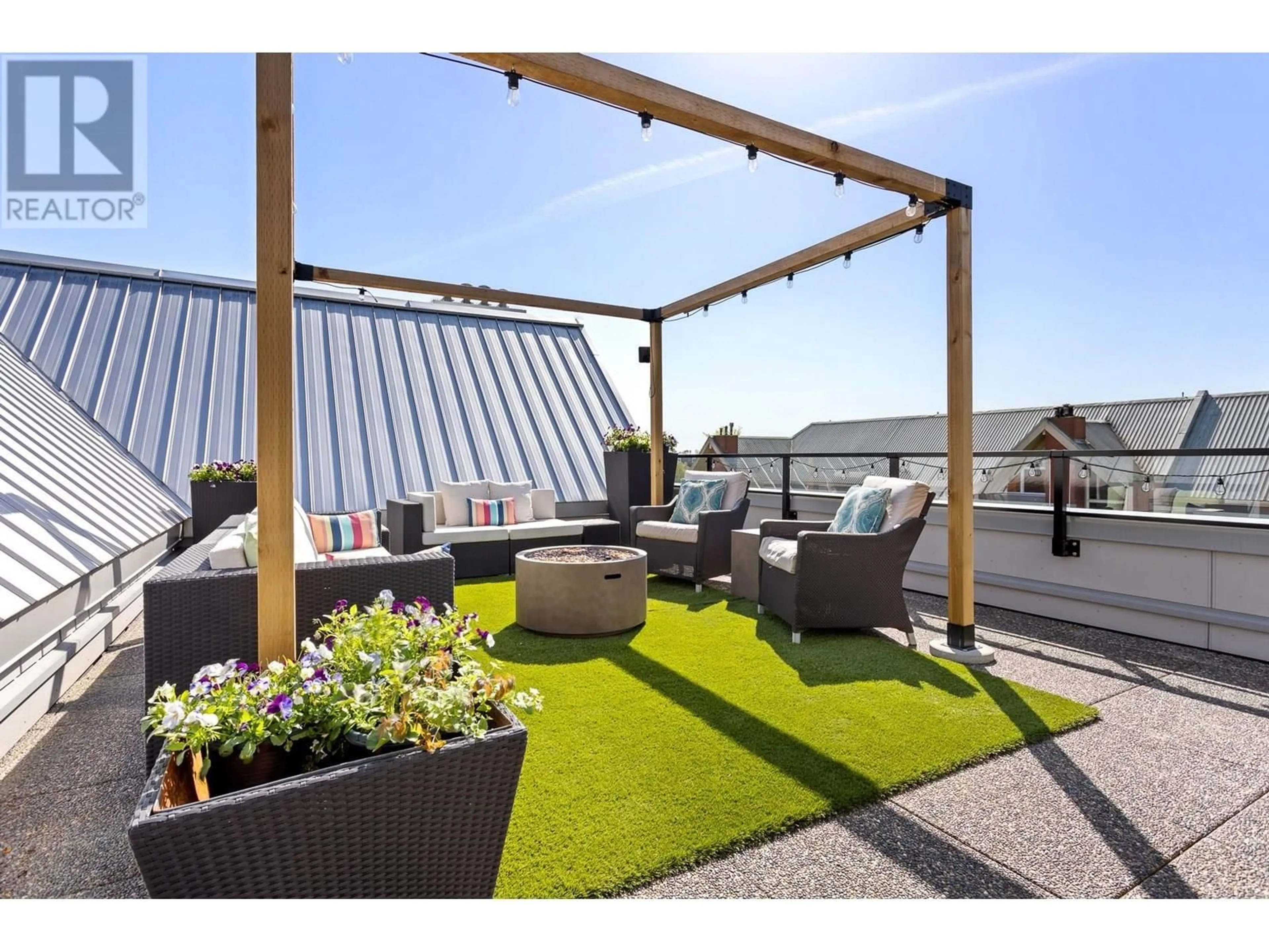 Patio, unknown for 422 - 1150 QUAYSIDE DRIVE, New Westminster British Columbia V3M6E1