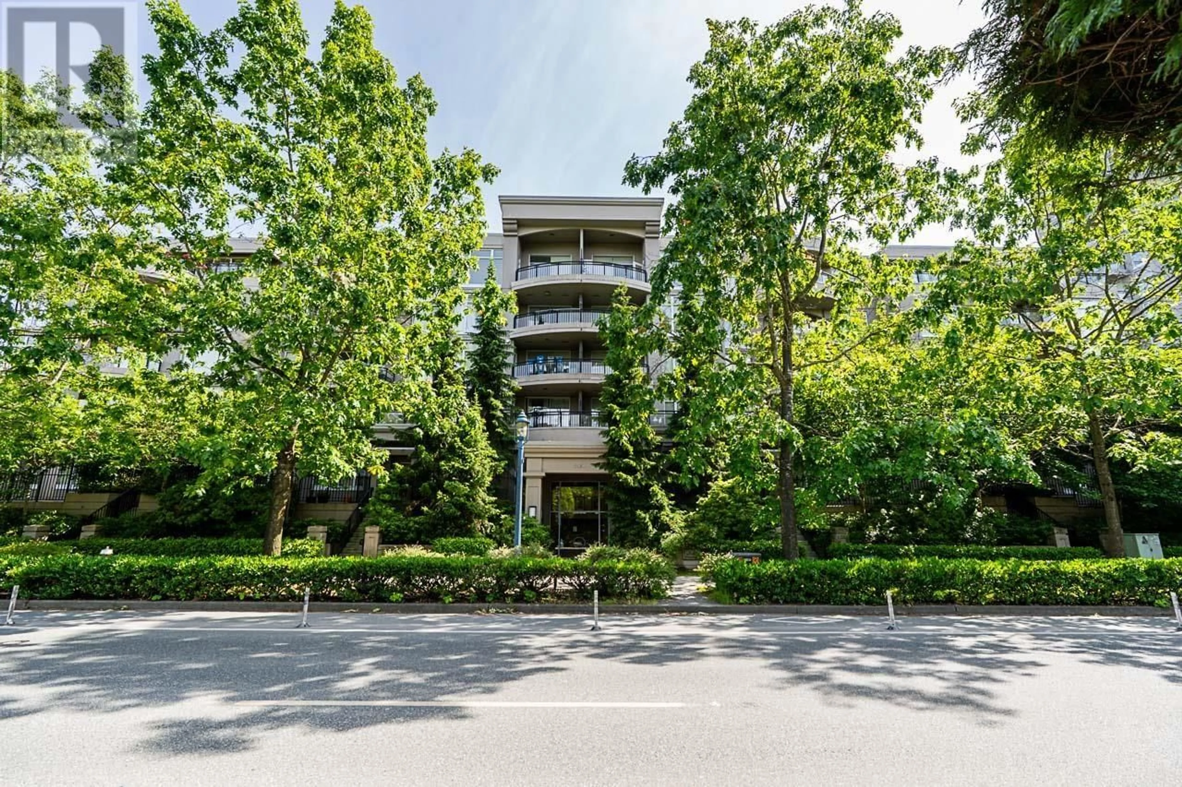 Patio, unknown for 309 - 8480 GRANVILLE AVENUE, Richmond British Columbia V6Y4E8