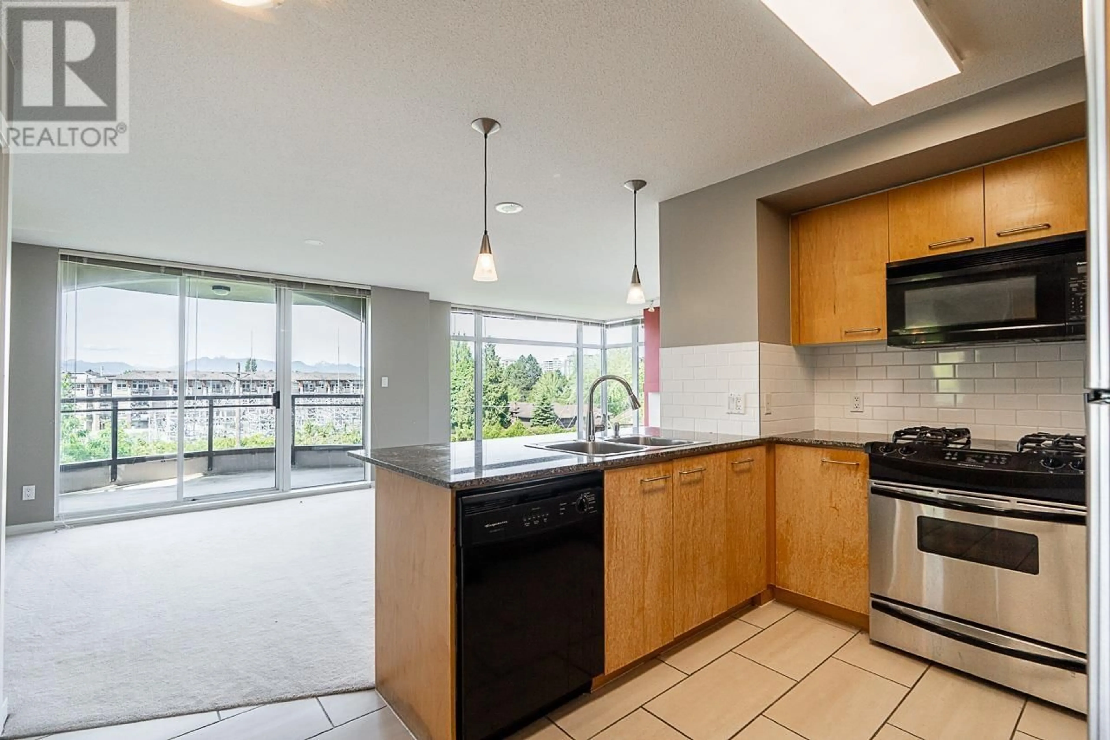 Open concept kitchen, unknown for 309 - 8480 GRANVILLE AVENUE, Richmond British Columbia V6Y4E8