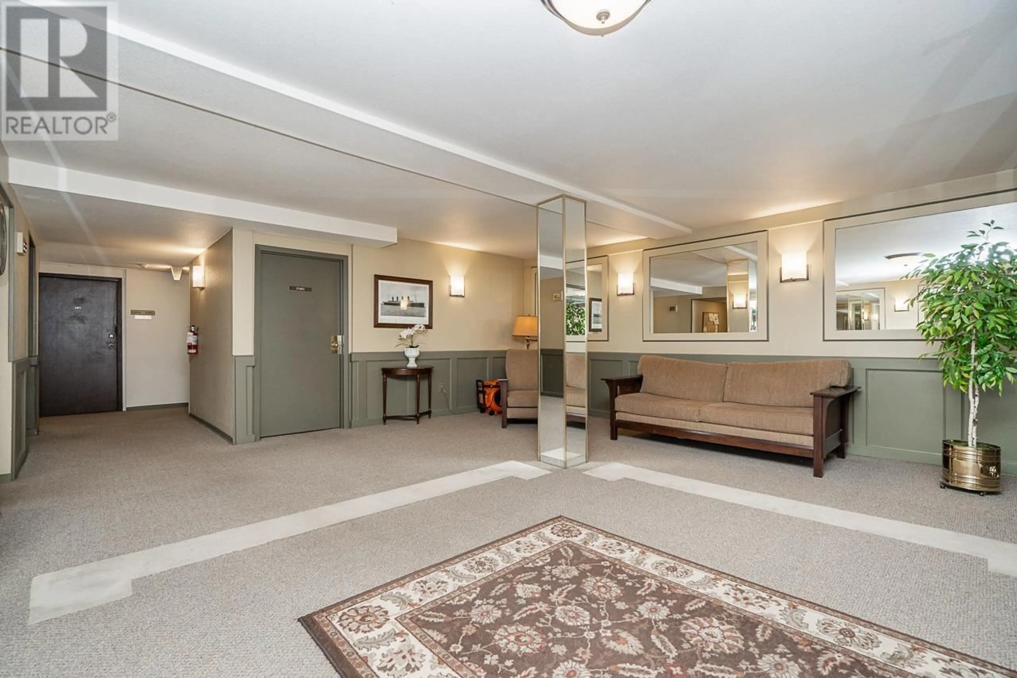 Indoor foyer for 306 - 1175 FERGUSON ROAD, Delta British Columbia V4L1X2