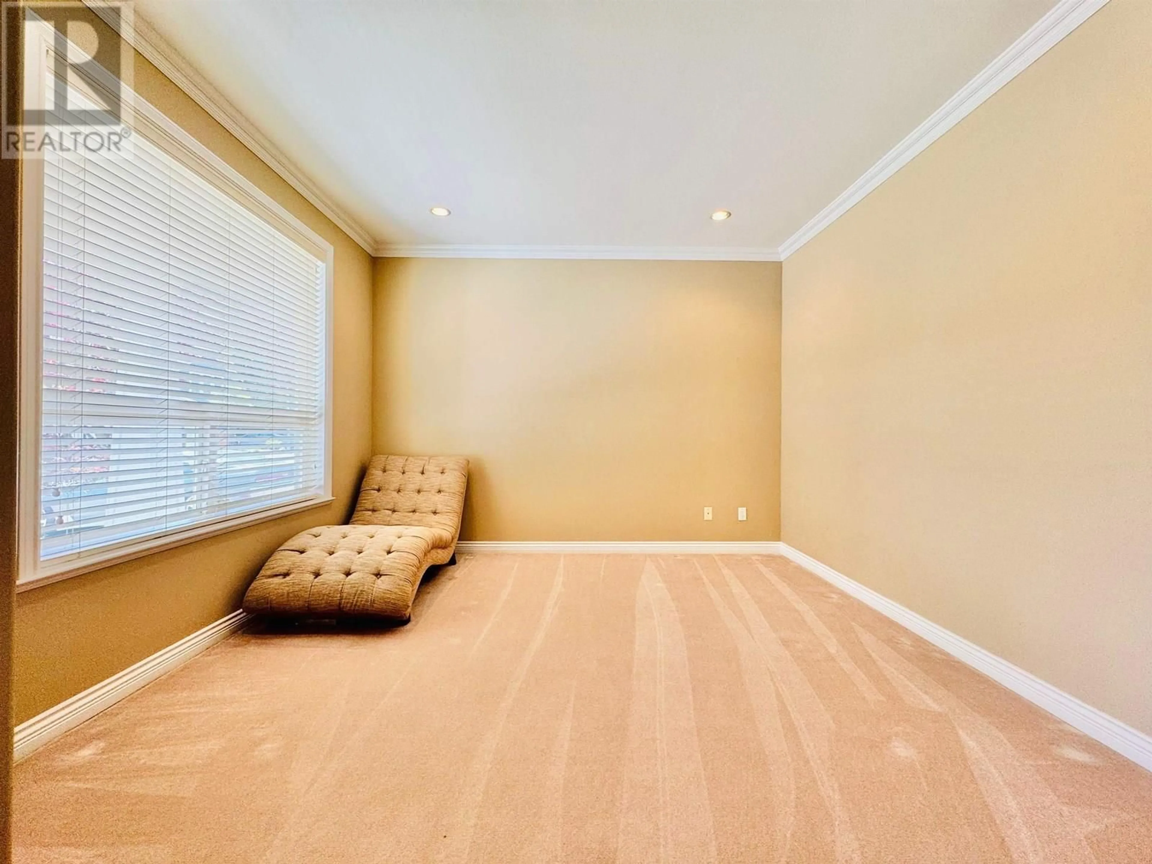 A pic of a room for 6039 46A AVENUE, Delta British Columbia V4K5G2