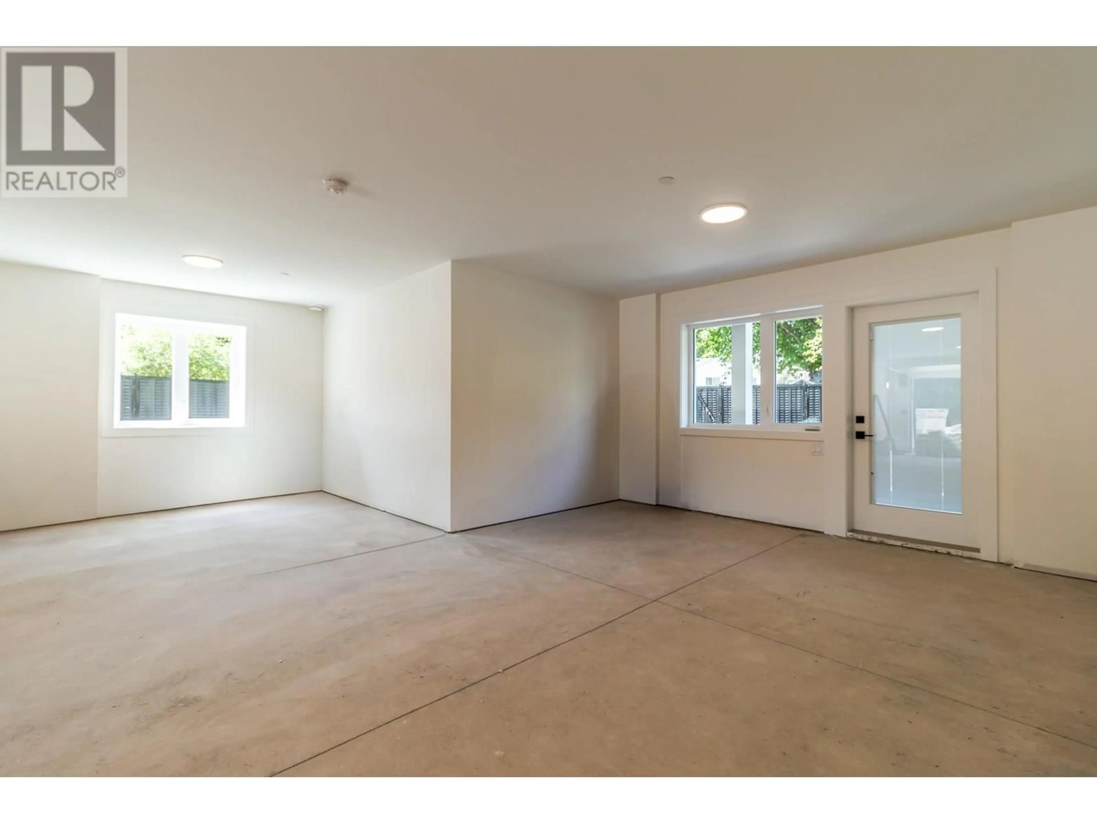 Unknown for 1108 MAGEE STREET, Squamish British Columbia V8B0E8